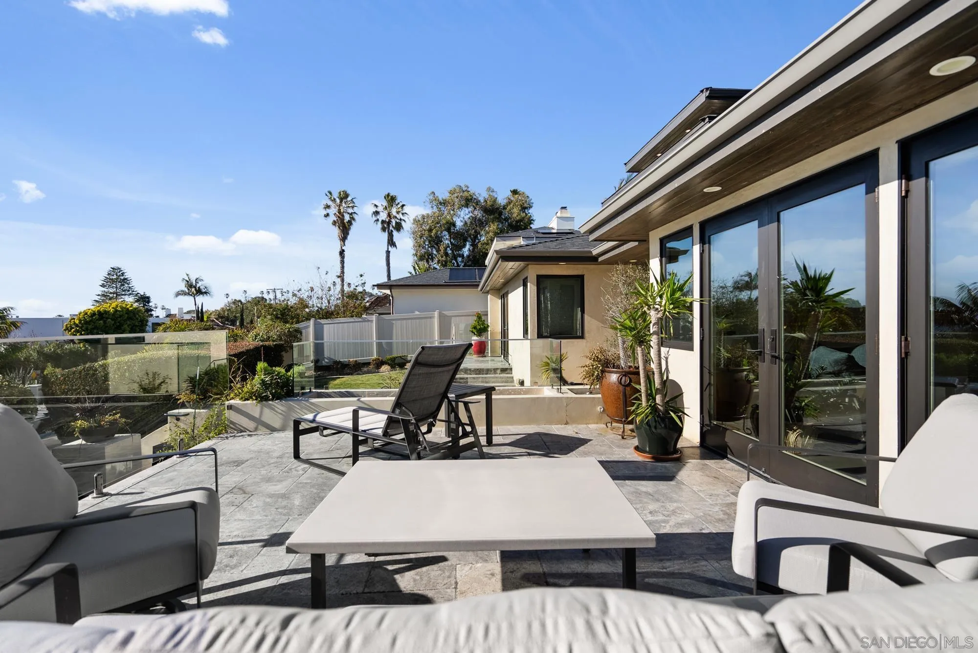 5845 Camino De La Costa