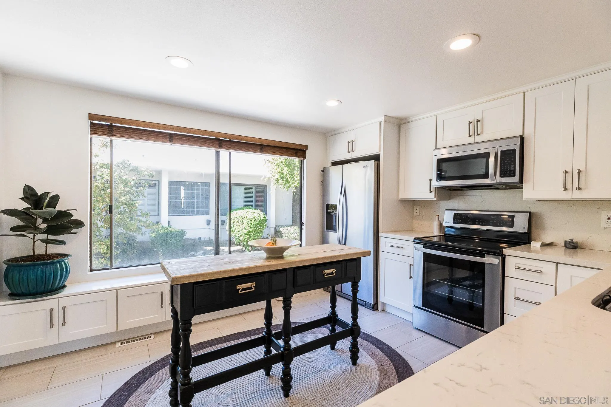 7306 Alicante Rd Unit 9