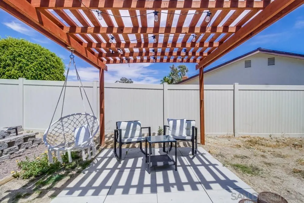 2257 Casa Alta
