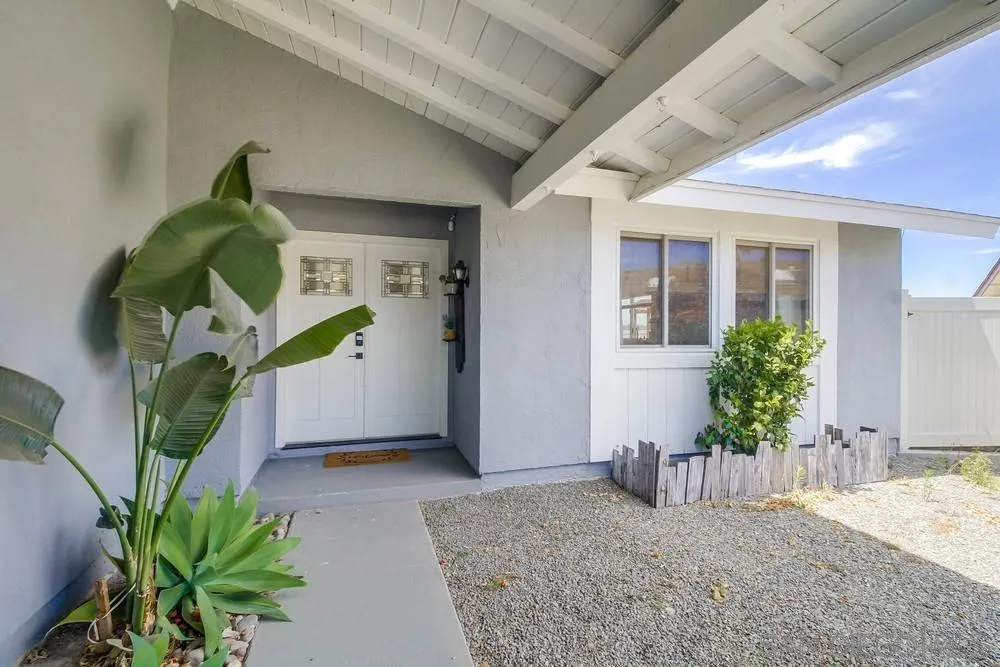 2257 Casa Alta