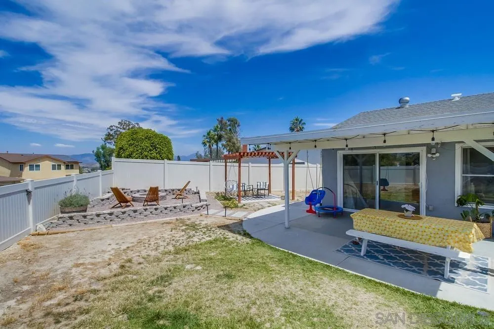 2257 Casa Alta