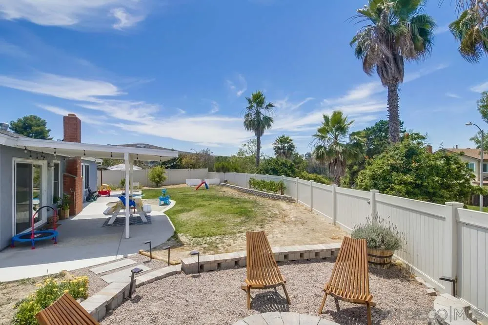 2257 Casa Alta