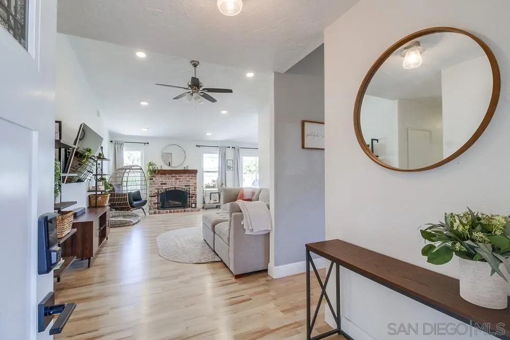 2257 Casa Alta