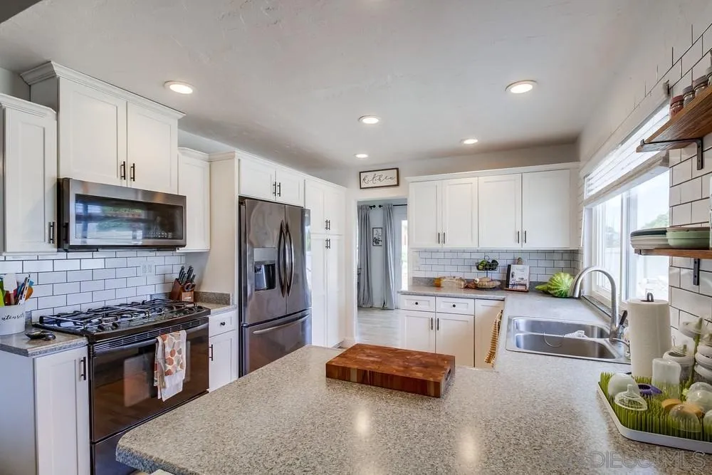 2257 Casa Alta