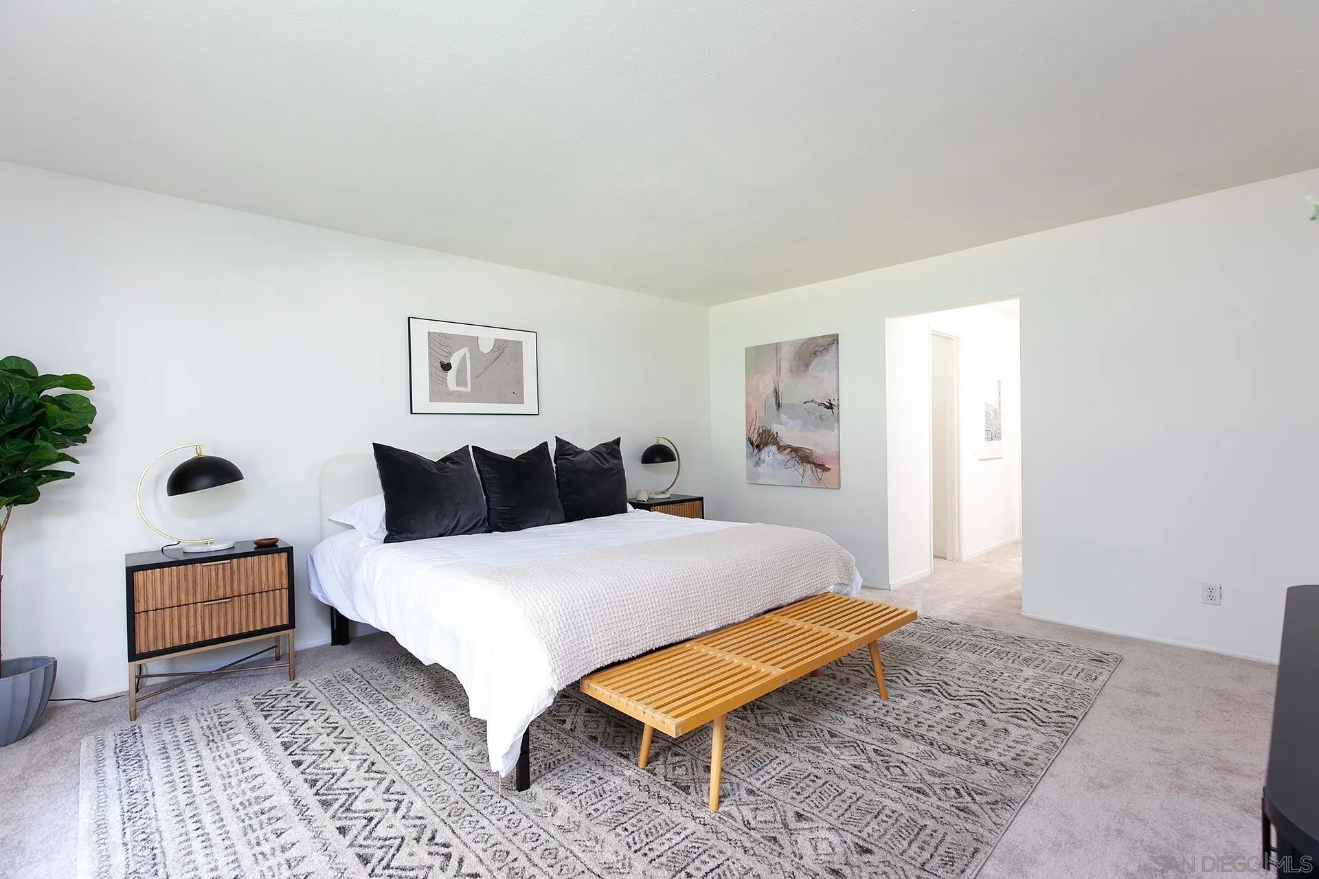 2522 Clairemont Dr Unit 107