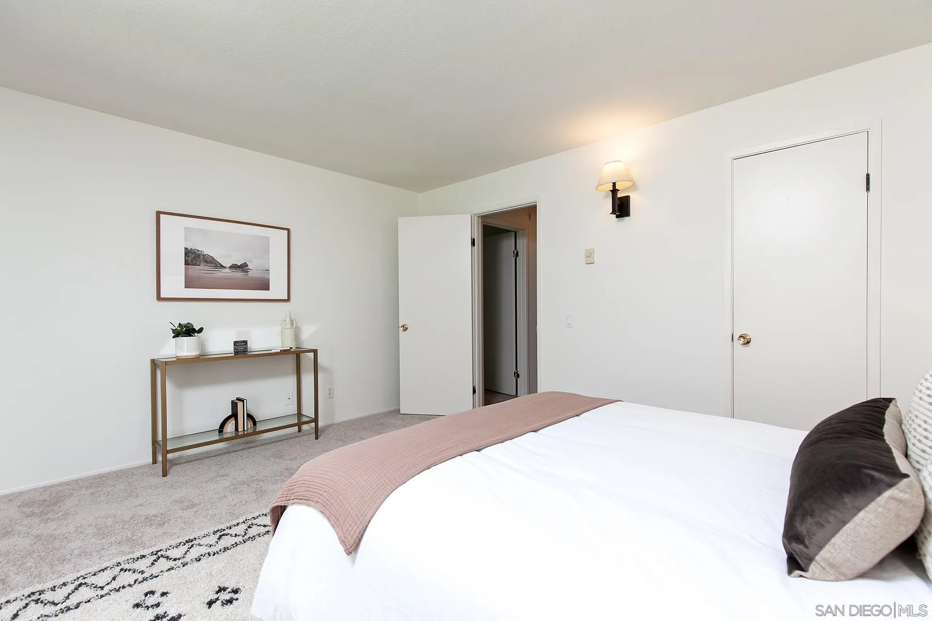 2522 Clairemont Dr Unit 107
