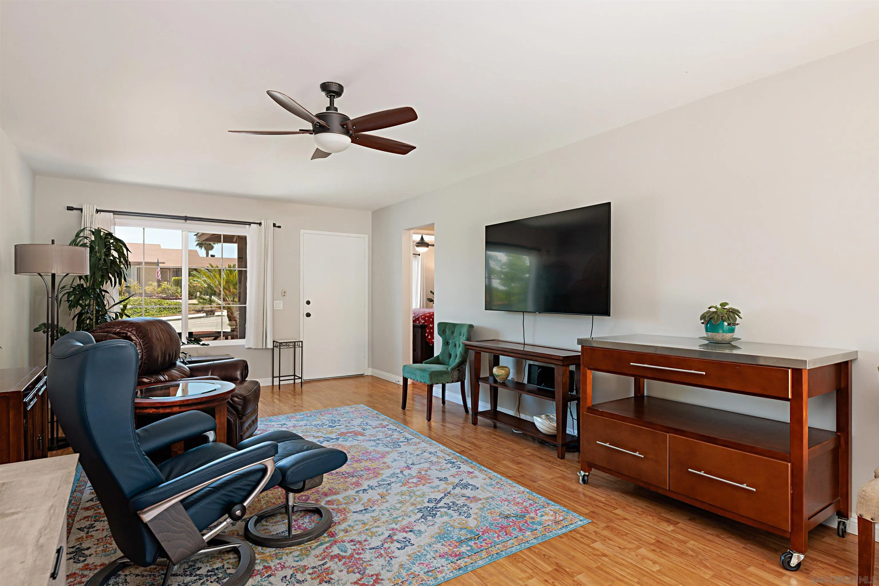 4752 Rising Glen Drive