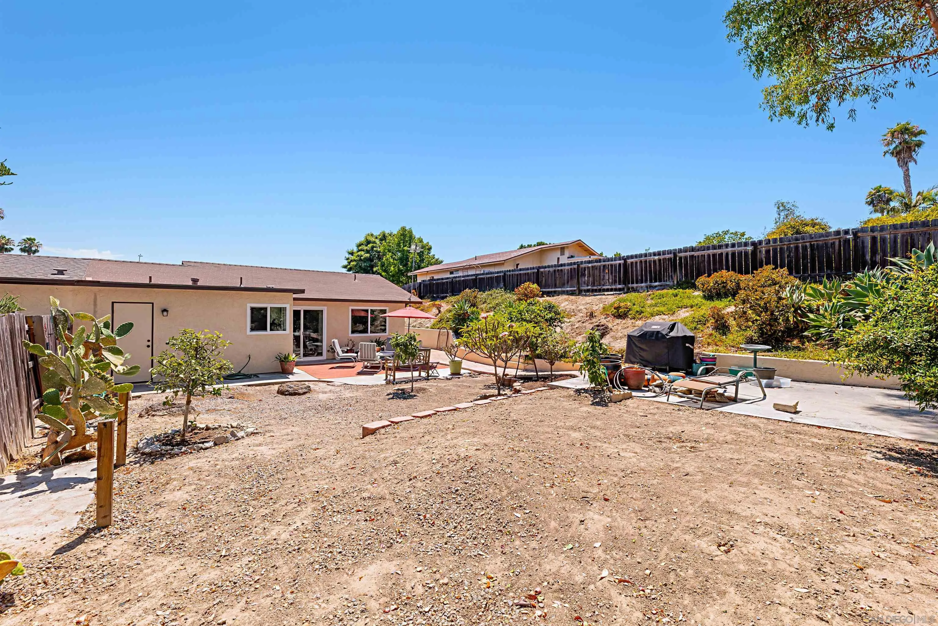 4752 Rising Glen Drive