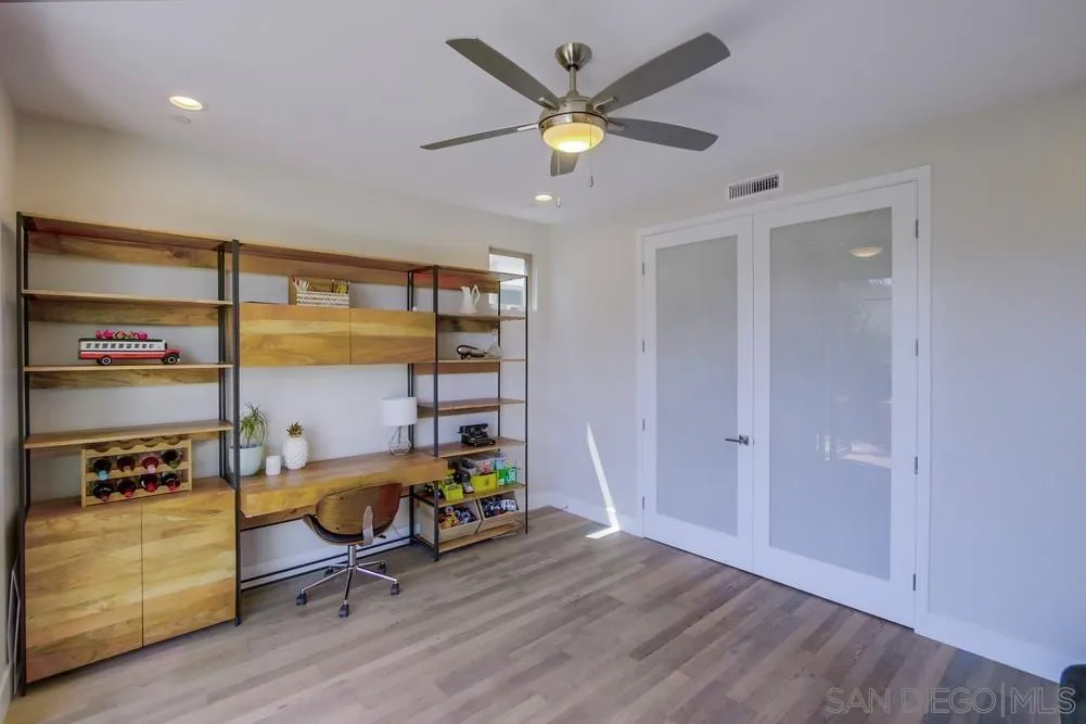 1044 Missouri St