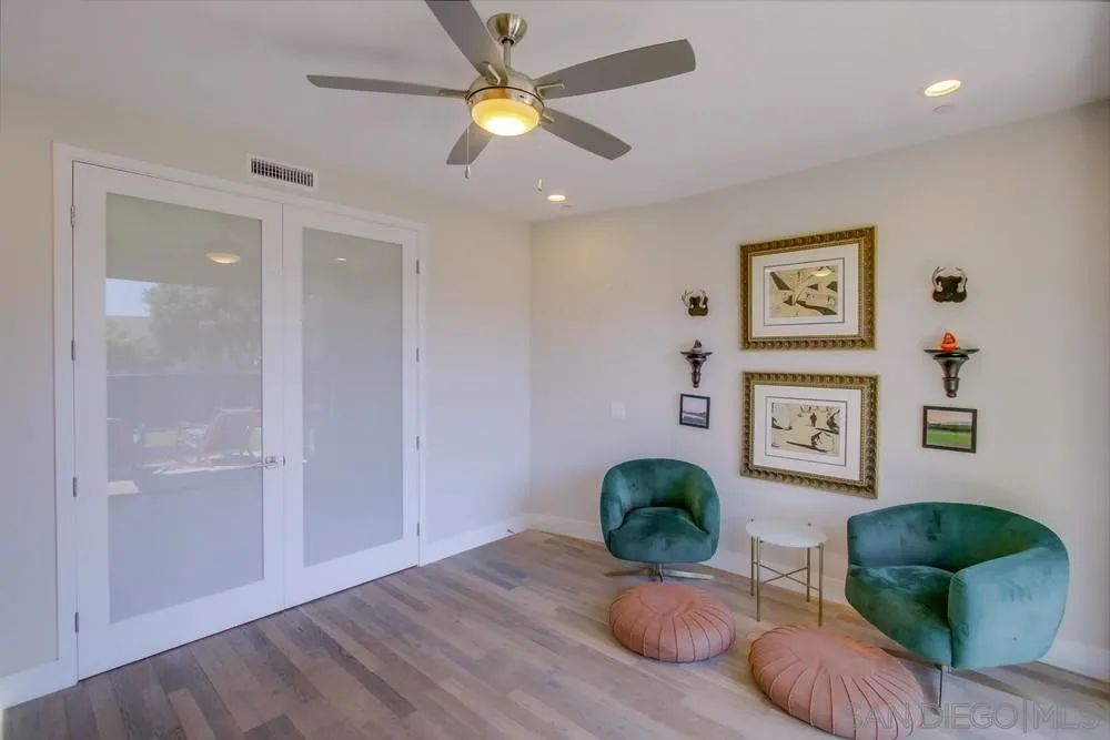 1044 Missouri St