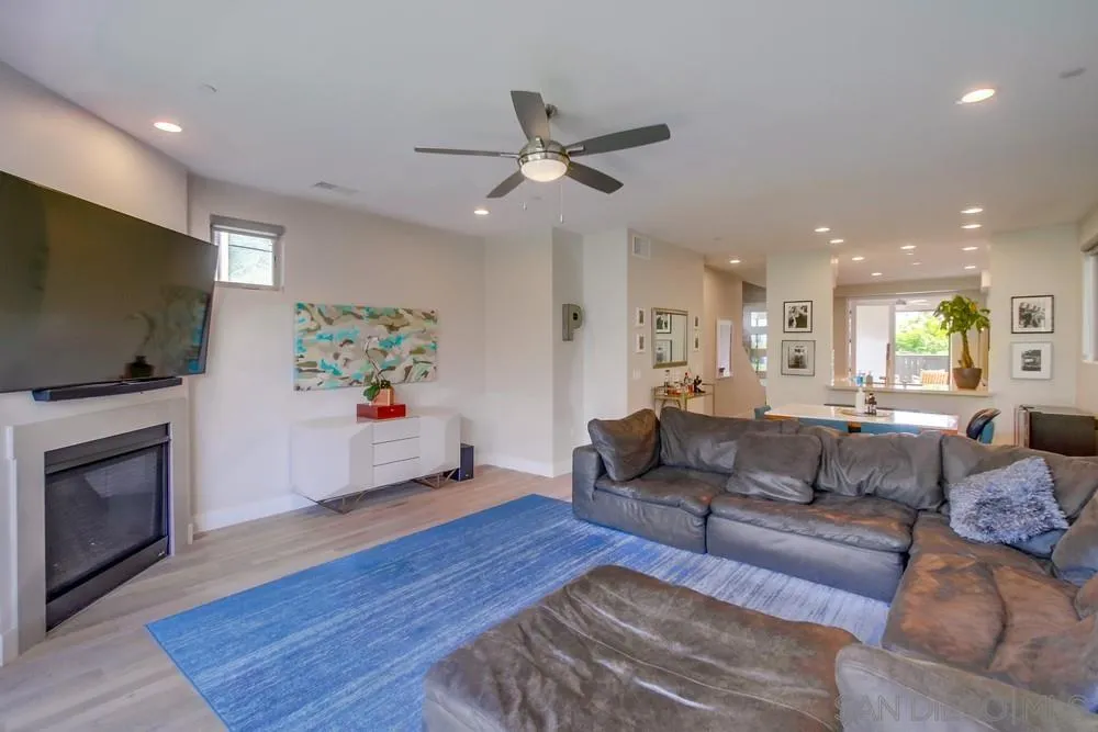 1044 Missouri St