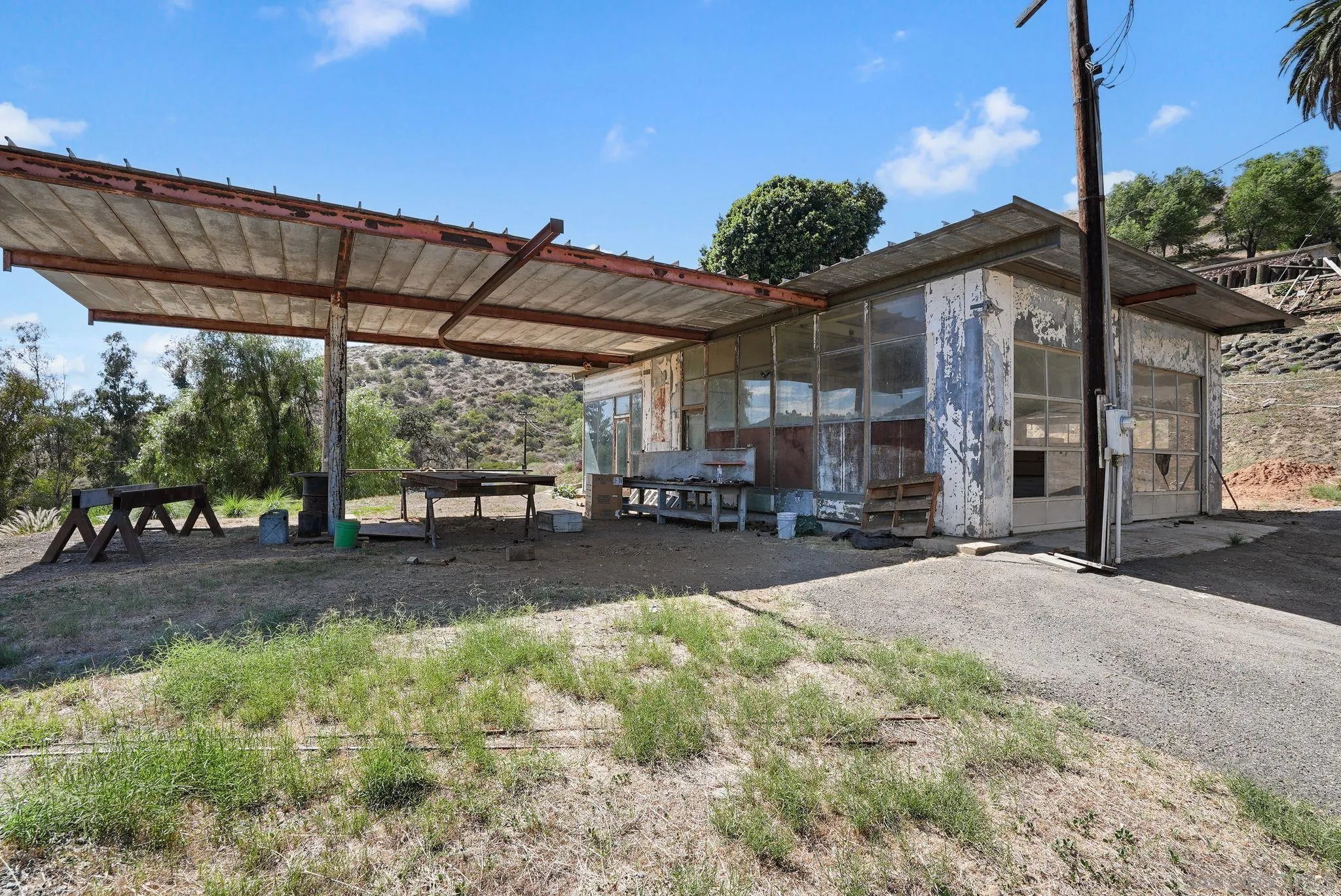 14740 Willow Rd.
