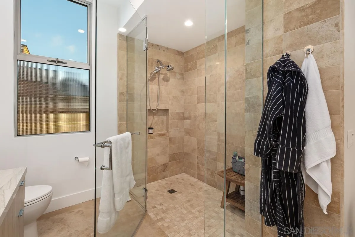 2750 4th Ave Unit 403