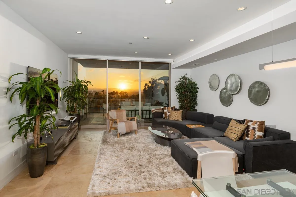 2750 4th Ave Unit 403