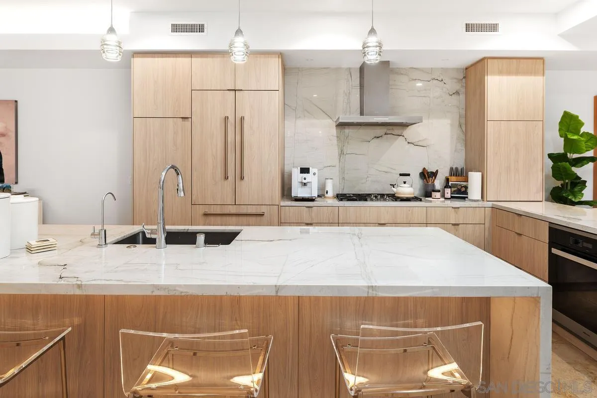 2750 4th Ave Unit 403