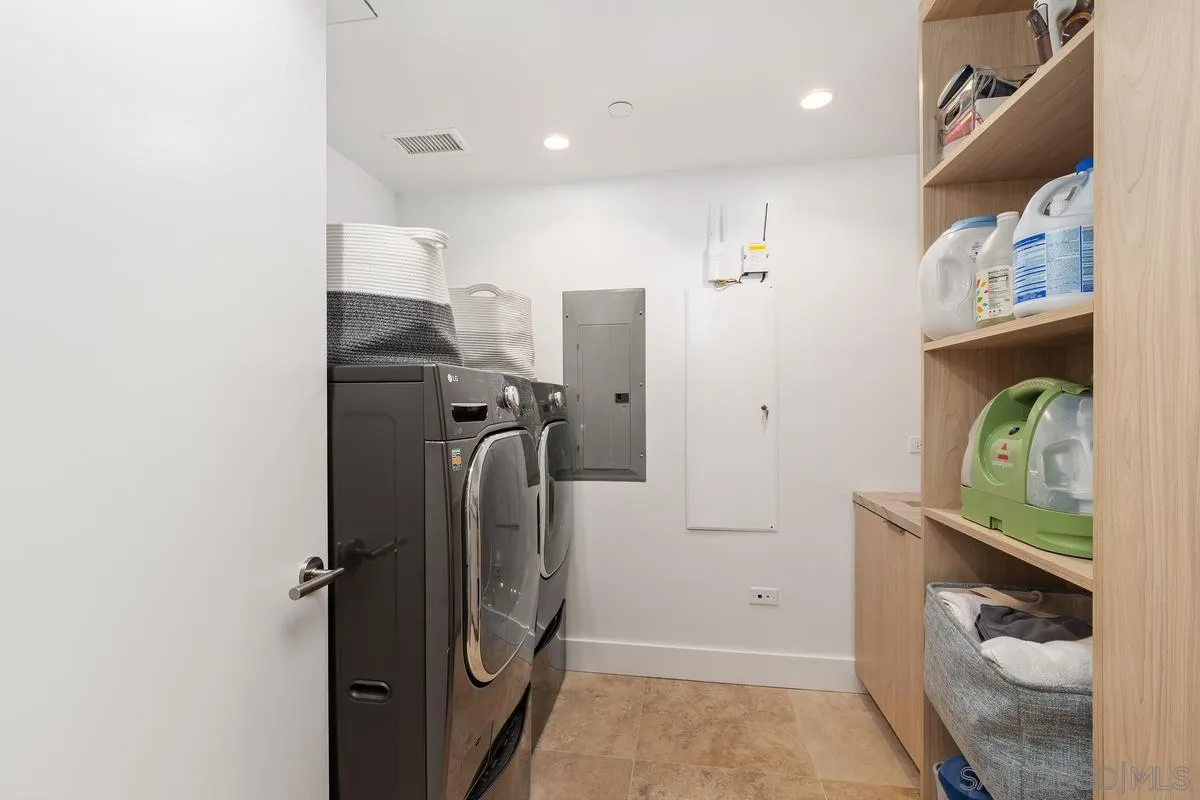 2750 4th Ave Unit 403