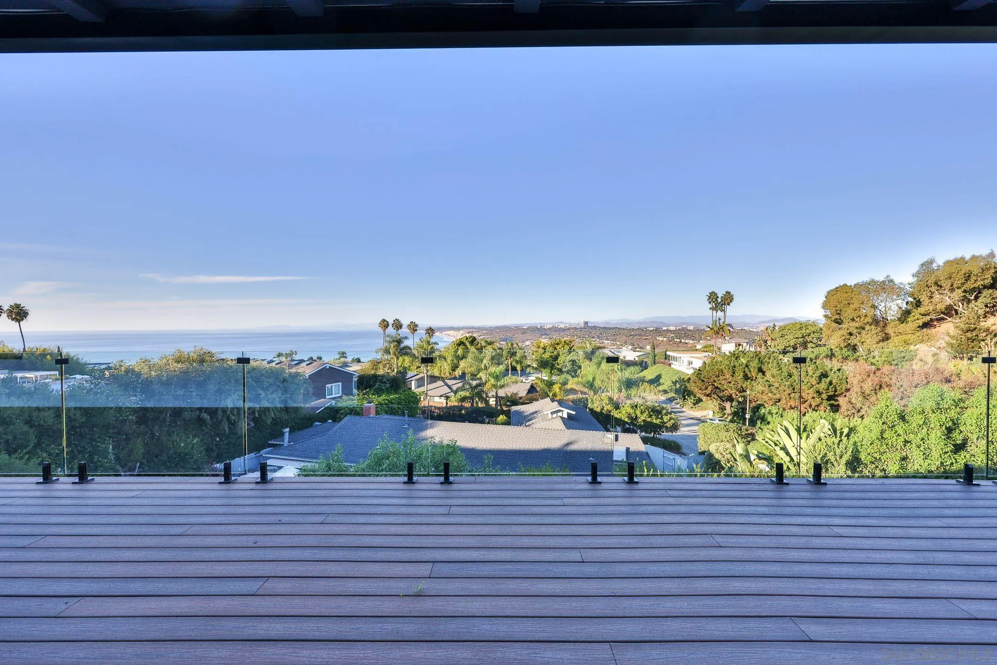 2364 Rue Adriane