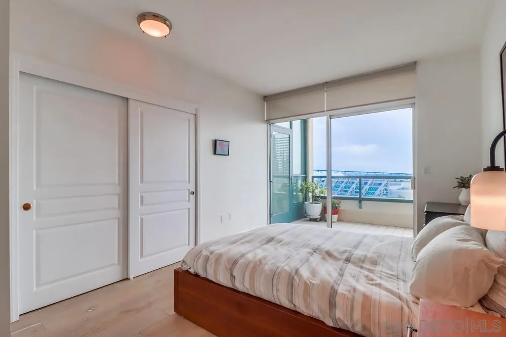510 1st Ave Unit 1203