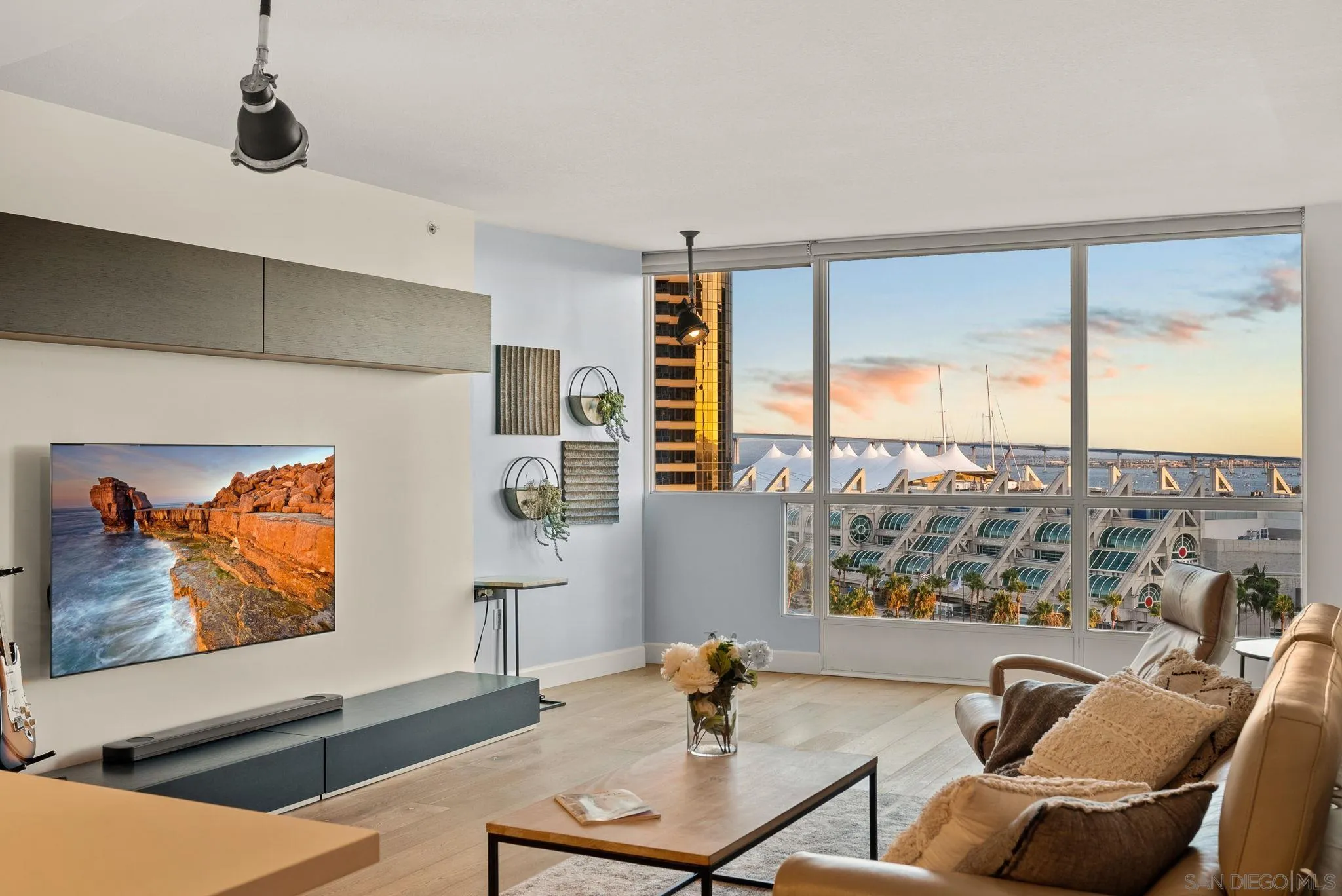 510 1st Ave Unit 1203