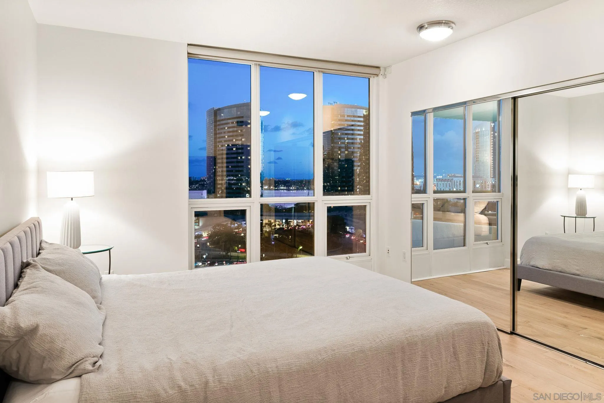 510 1st Ave Unit 1203