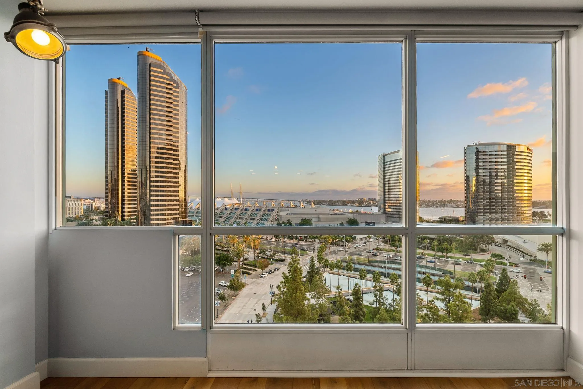 510 1st Ave Unit 1203