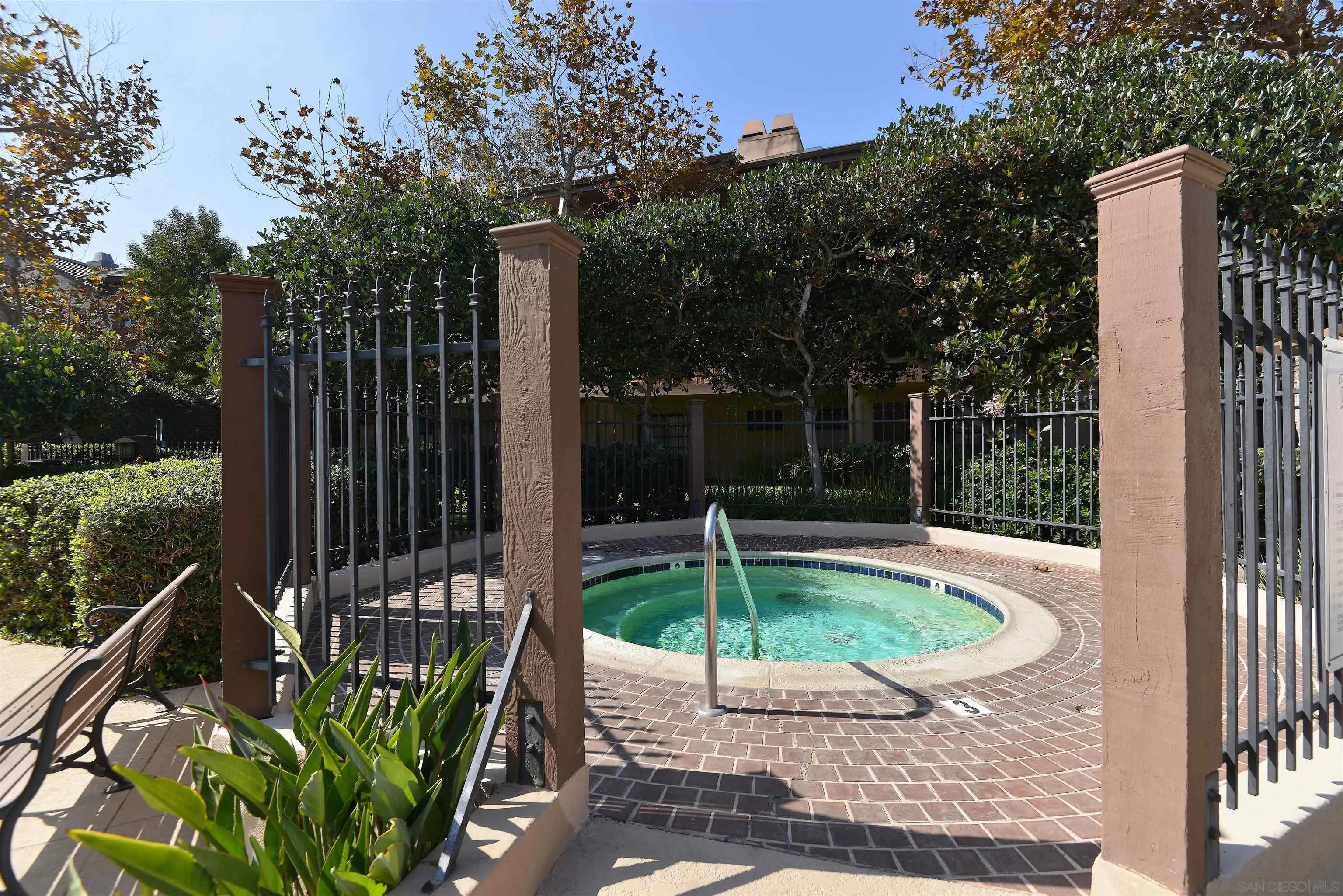 8870 Villa La Jolla Dr Unit: 303