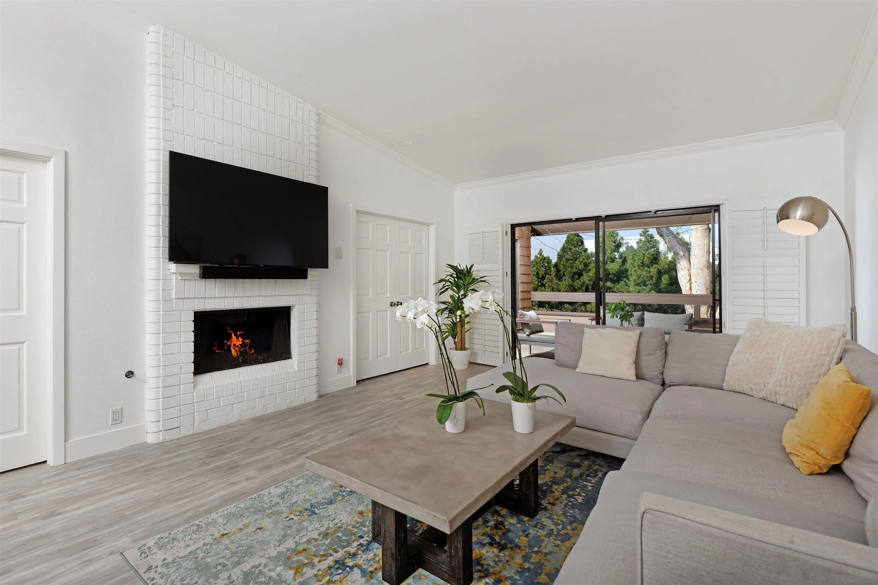 8870 Villa La Jolla Dr Unit: 303