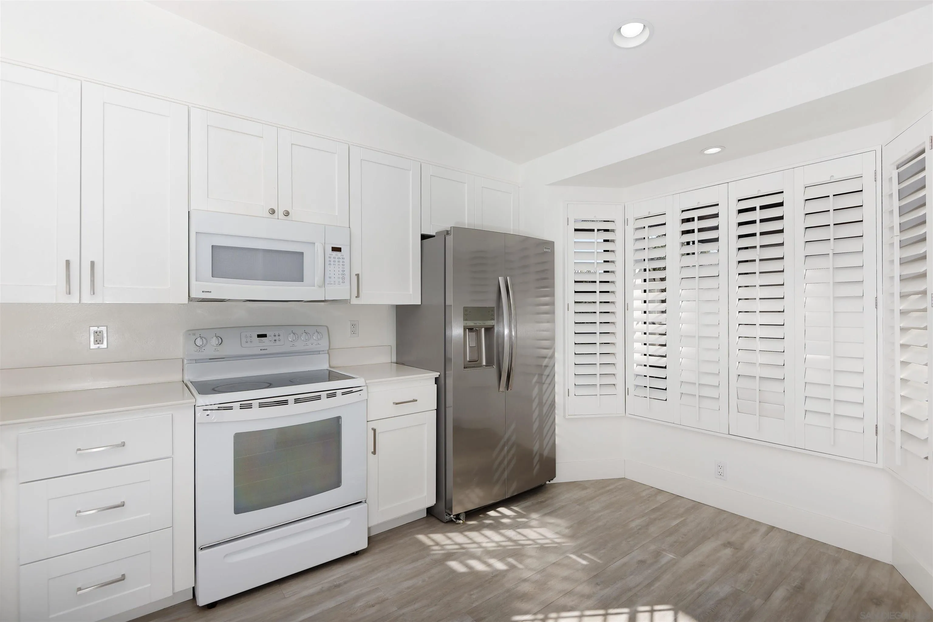 8870 Villa La Jolla Dr Unit: 303