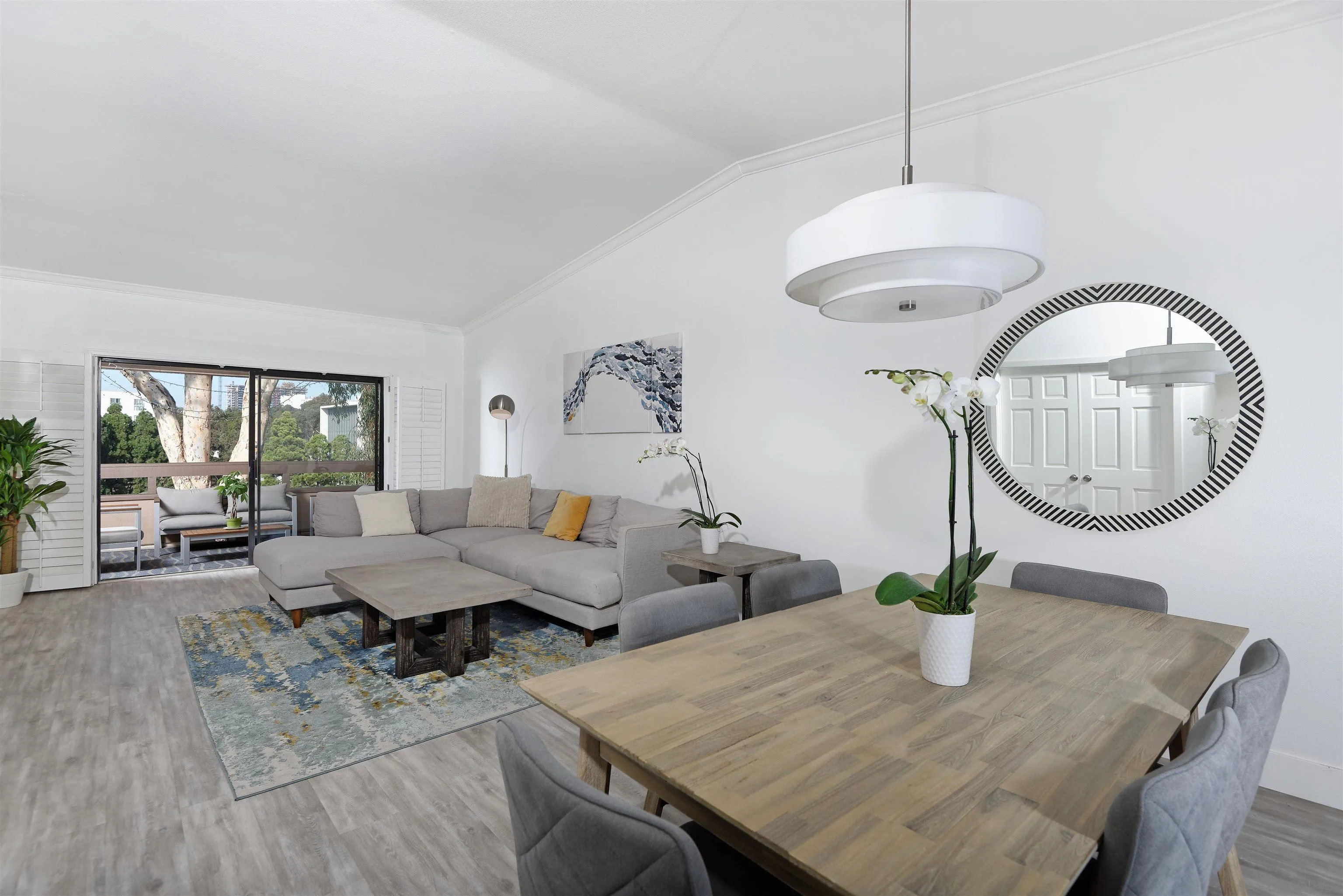 8870 Villa La Jolla Dr Unit: 303