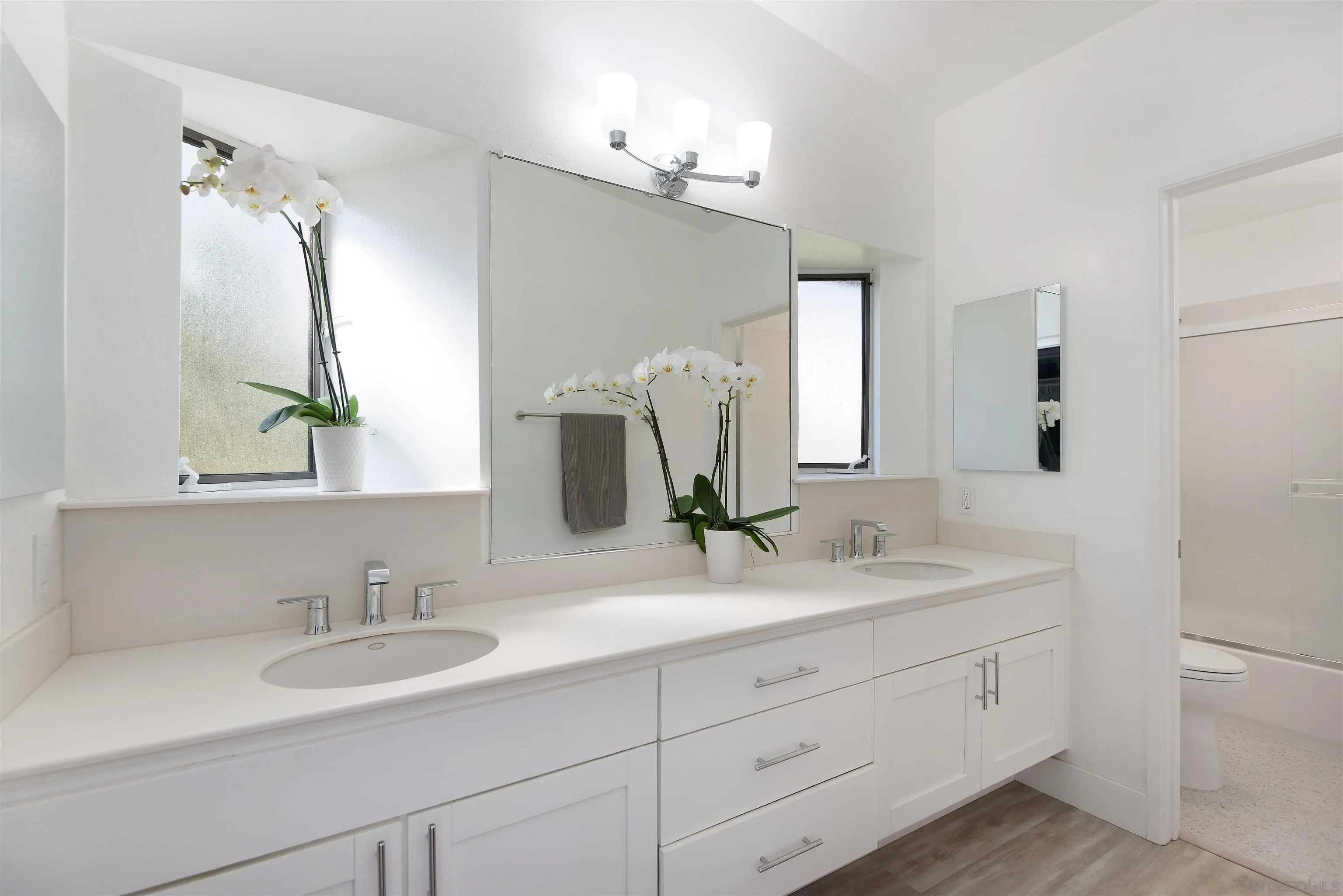 8870 Villa La Jolla Dr Unit: 303