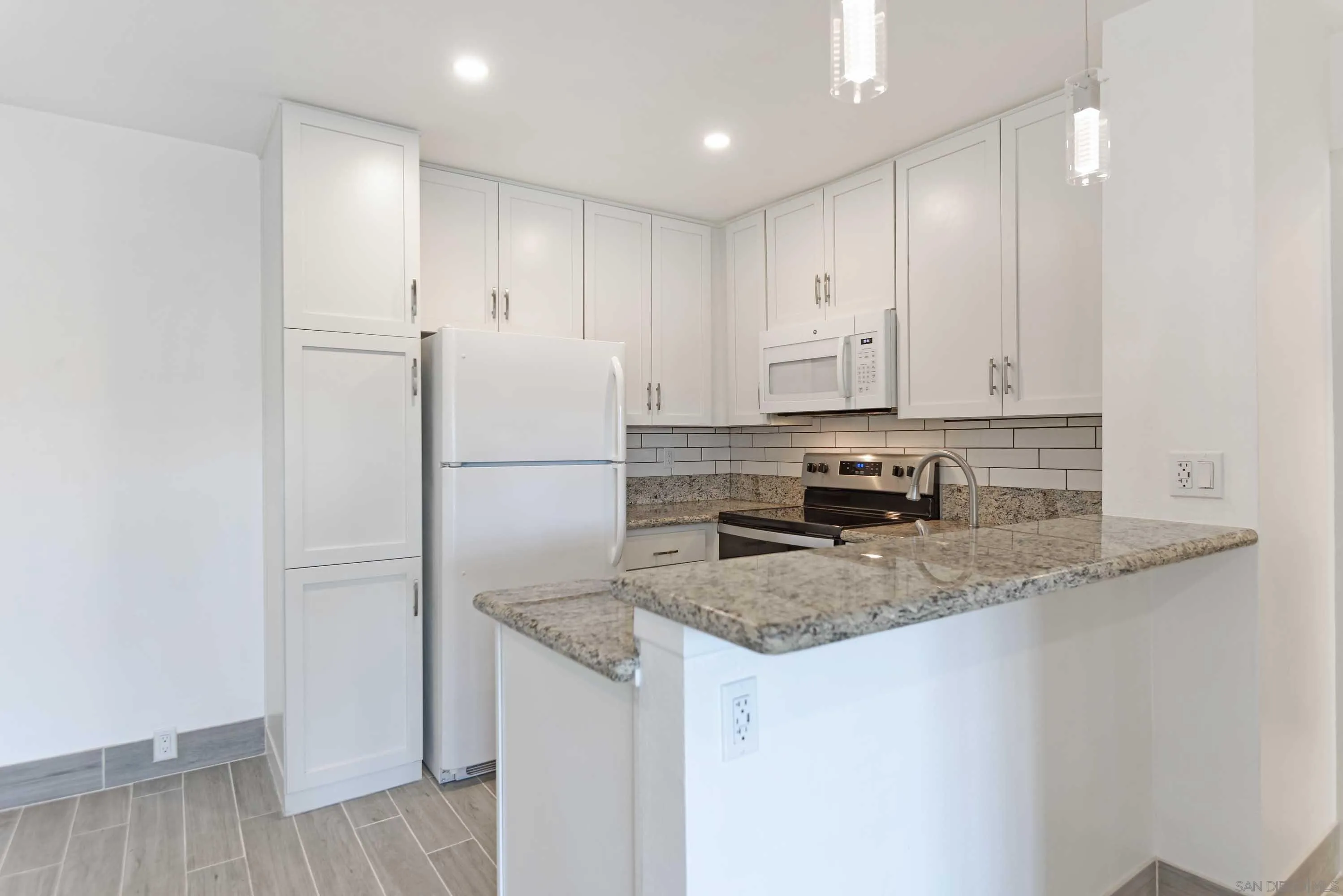1885 Diamond St Unit 213