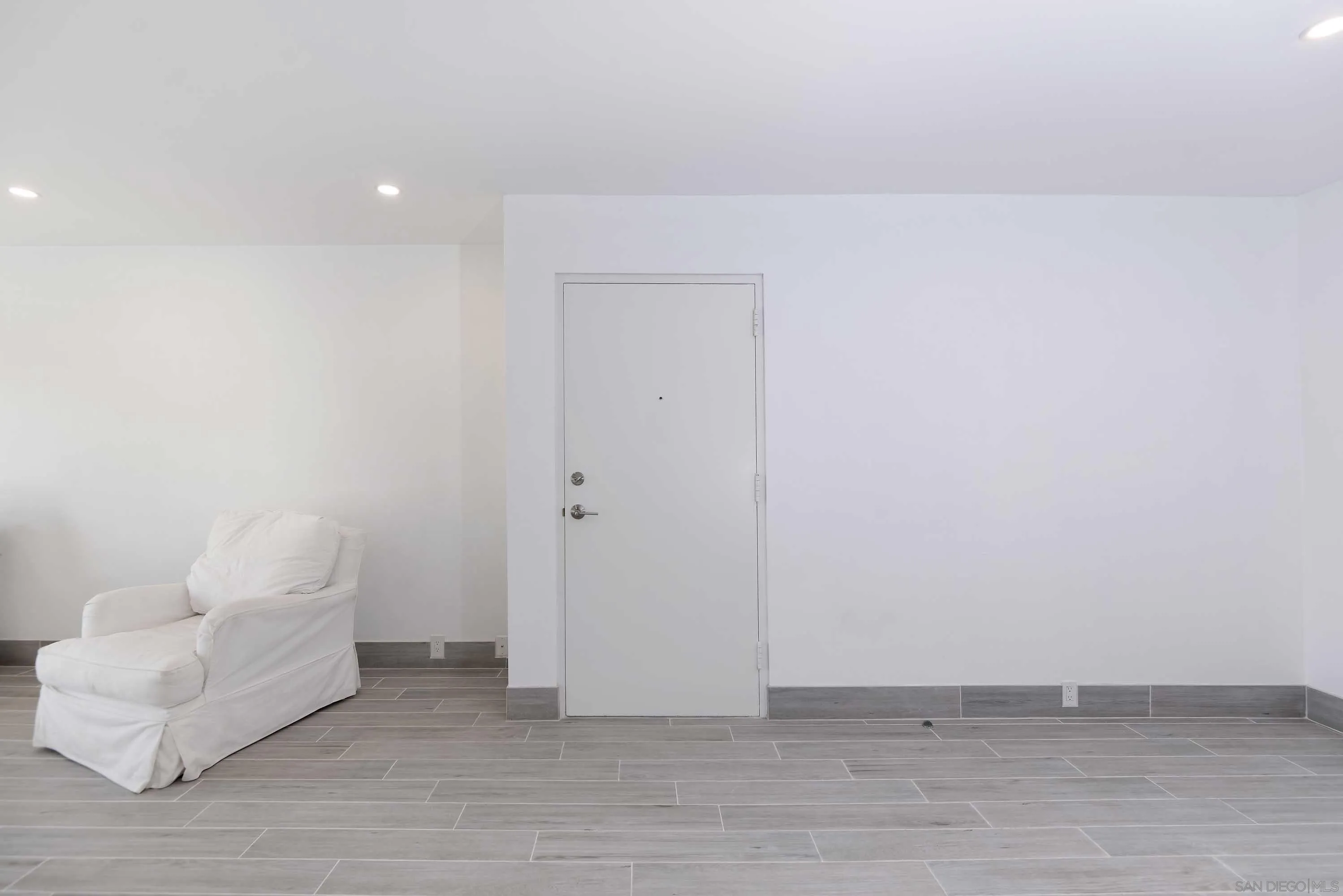 1885 Diamond St Unit 213