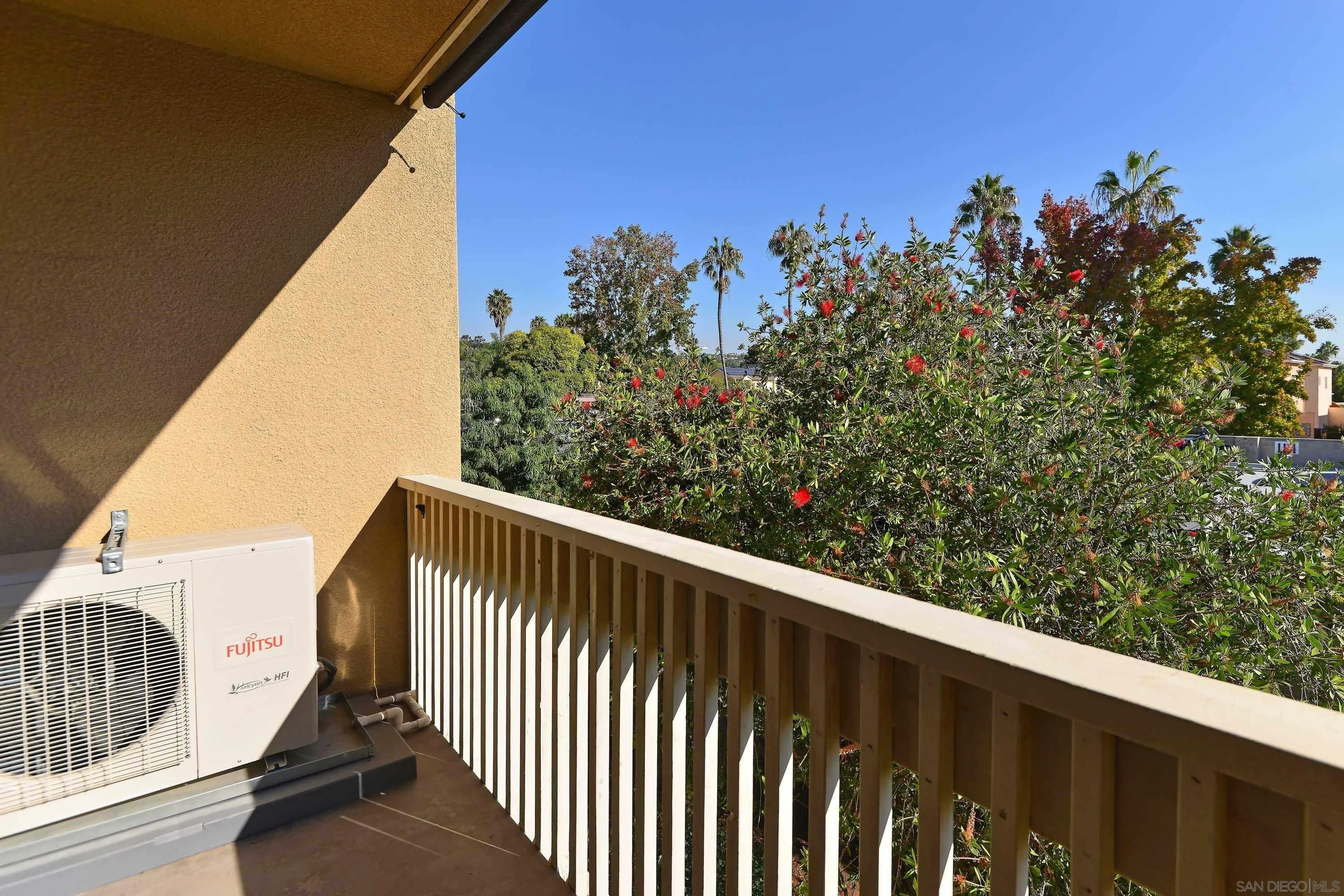 1885 Diamond St Unit 213