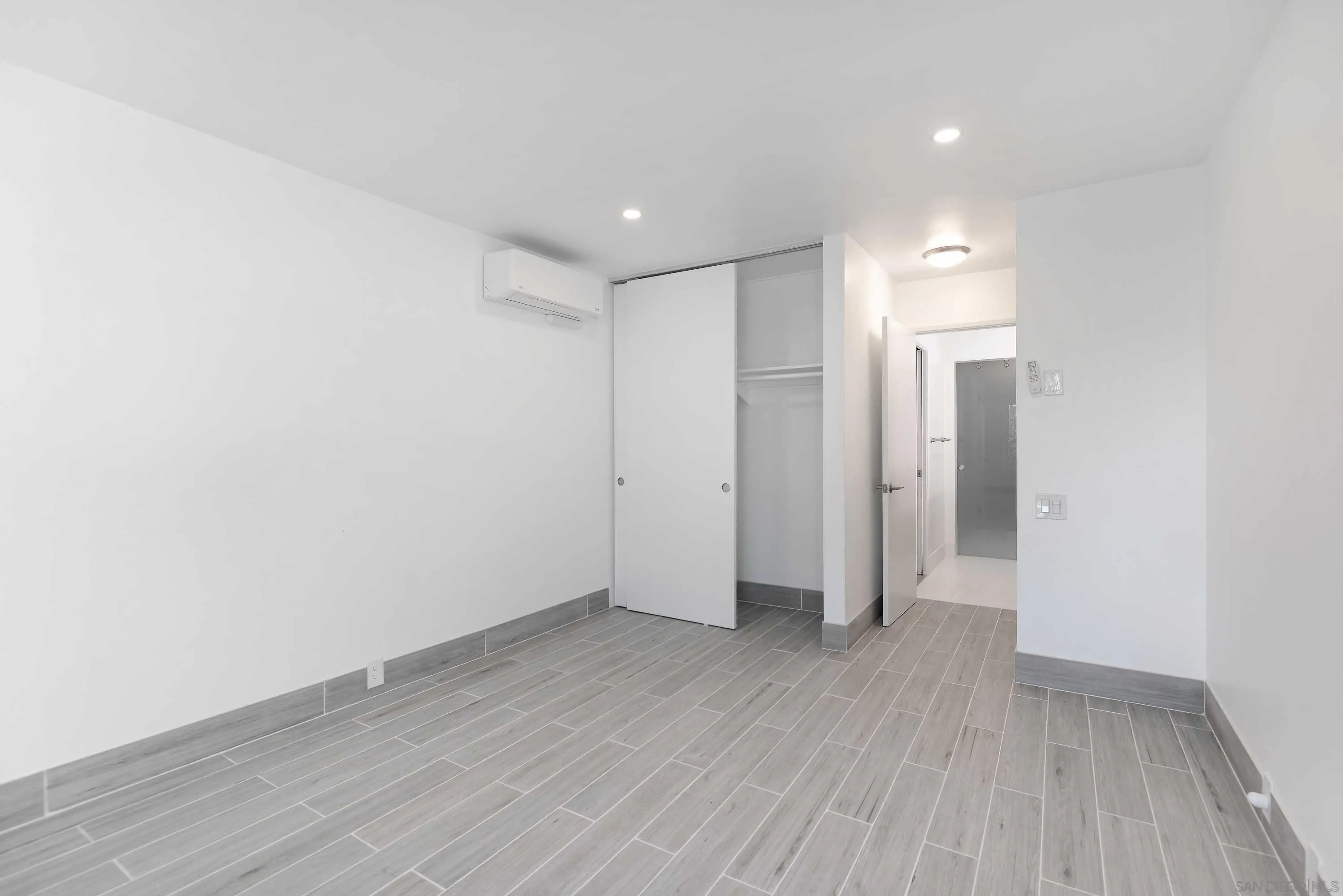 1885 Diamond St Unit 213