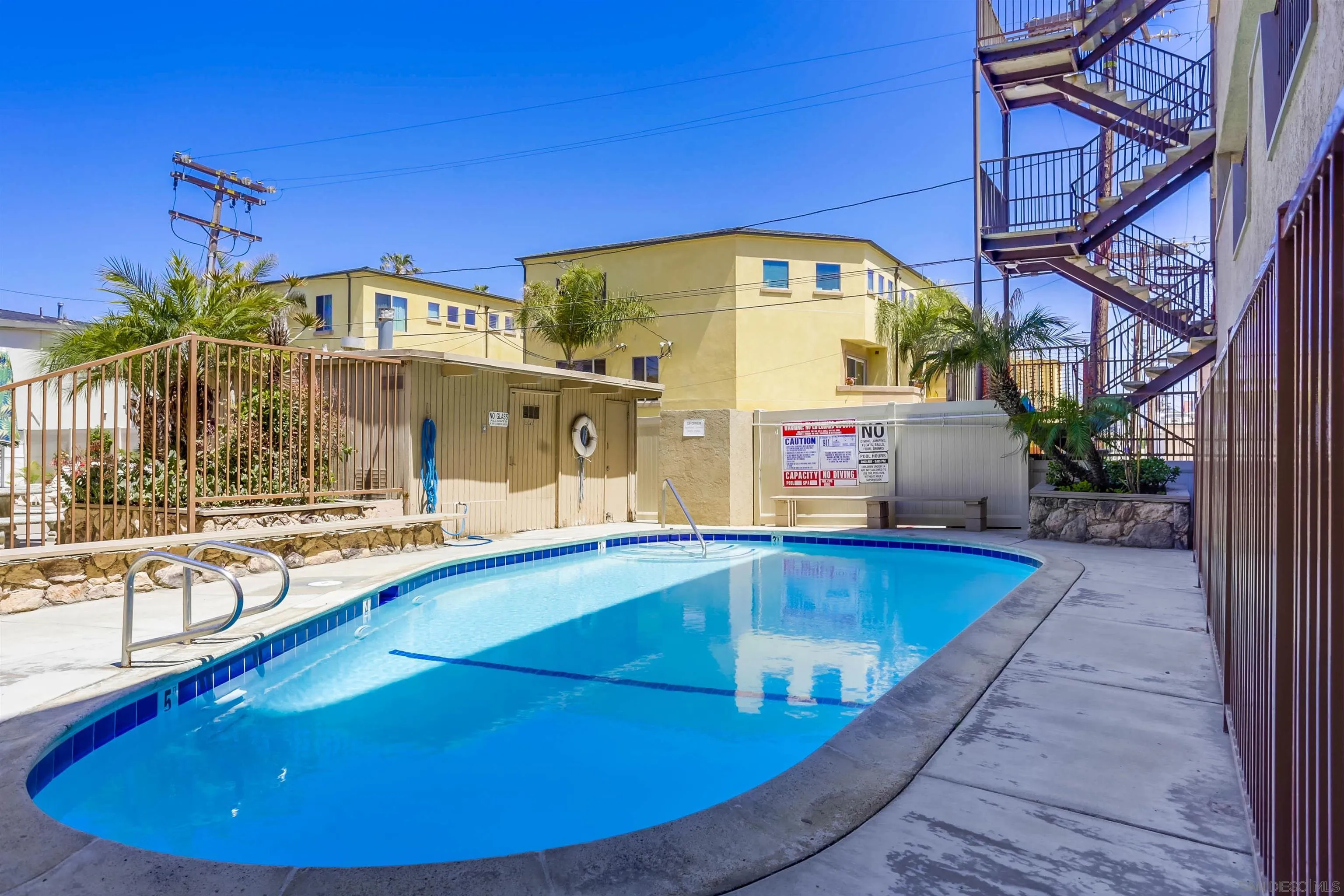 4667 Ocean Blvd Unit 408