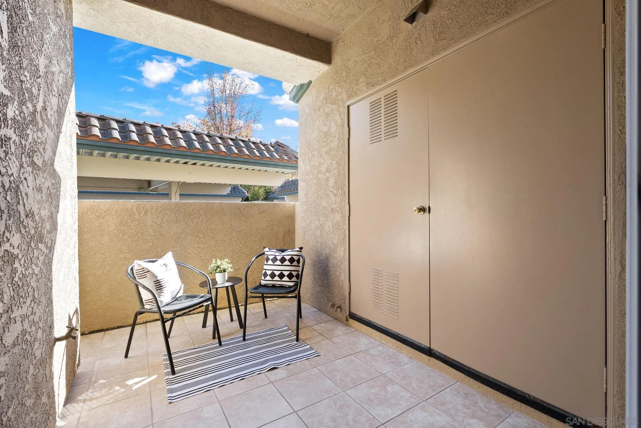 3529 Caminito El Rincon Unit 315