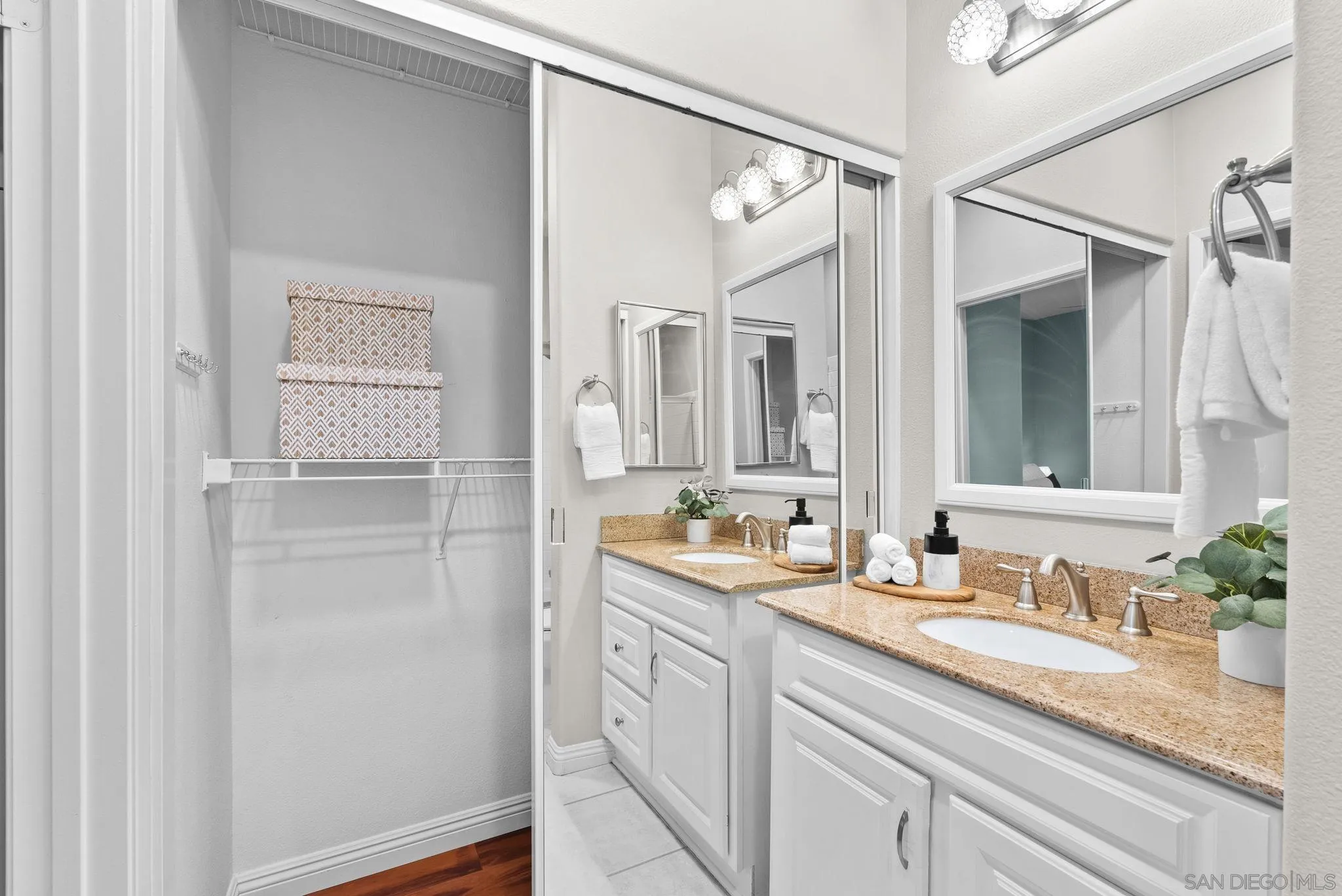 3529 Caminito El Rincon Unit 315