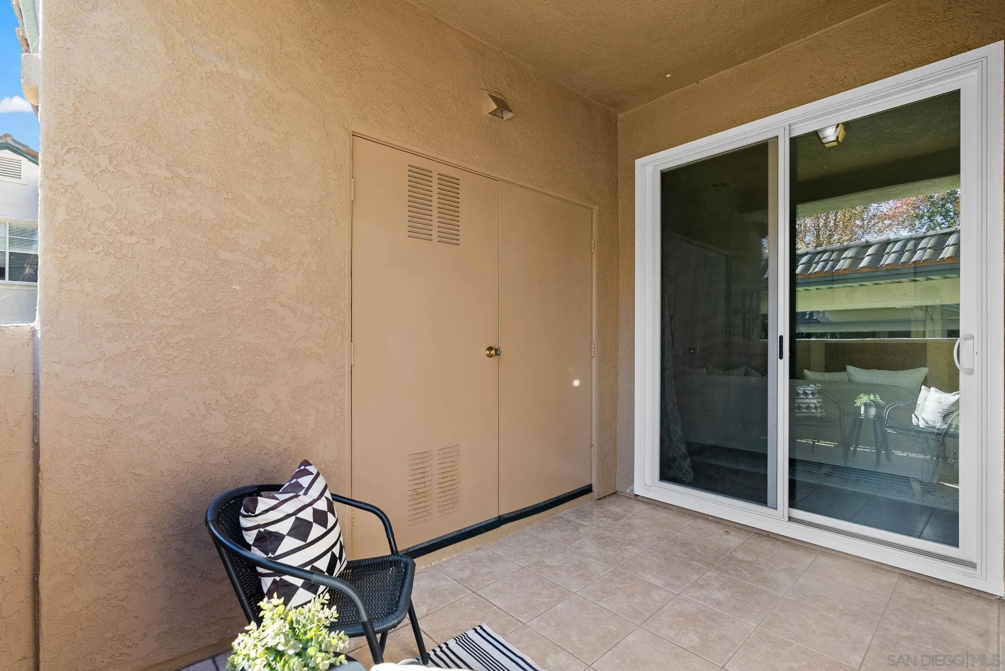3529 Caminito El Rincon Unit 315