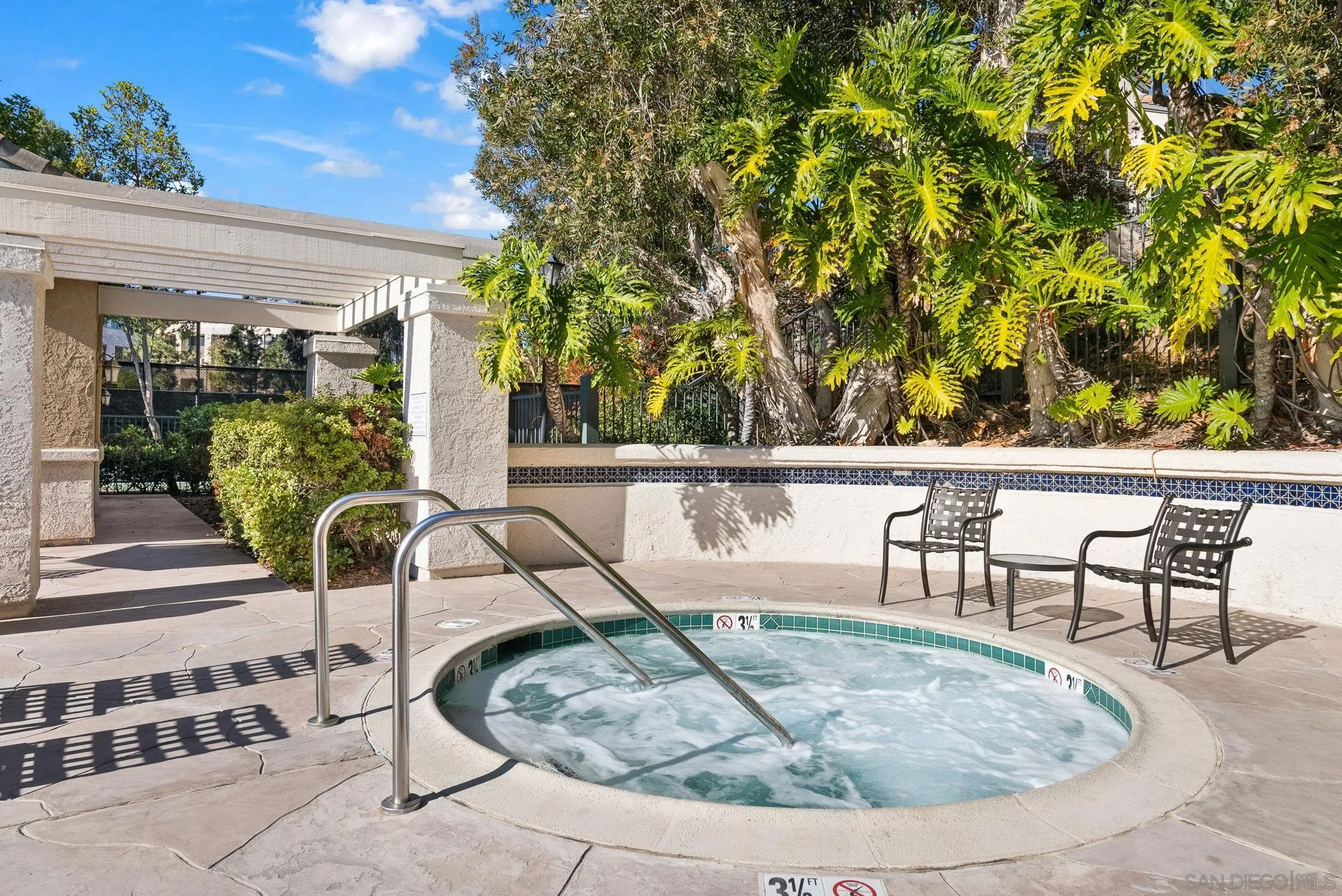 3529 Caminito El Rincon Unit 315