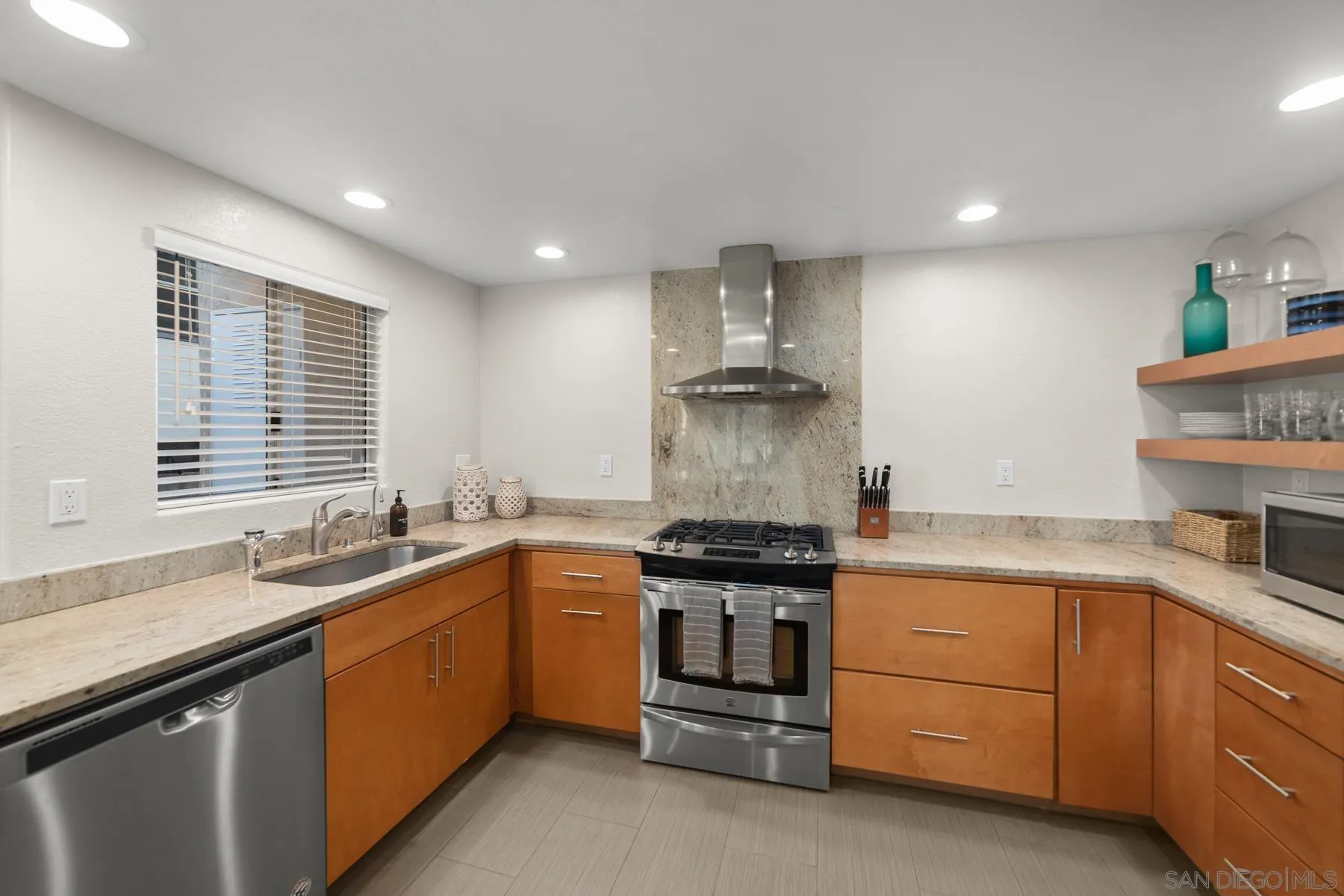 954 Loring St Unit 1