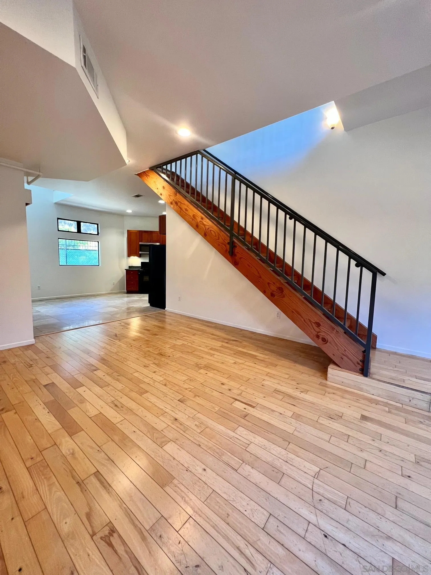 3244 Nimitz Blvd. Unit 5
