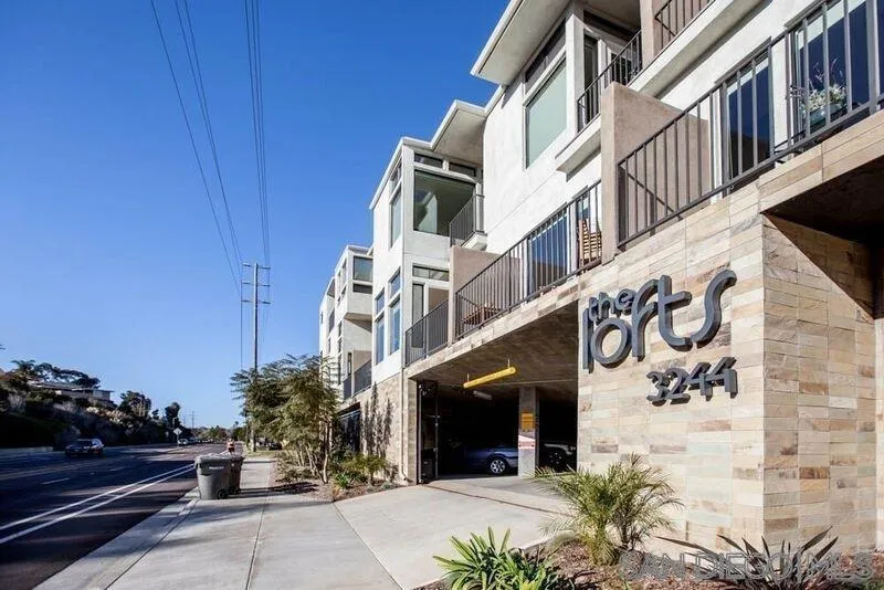 3244 Nimitz Blvd. Unit 5