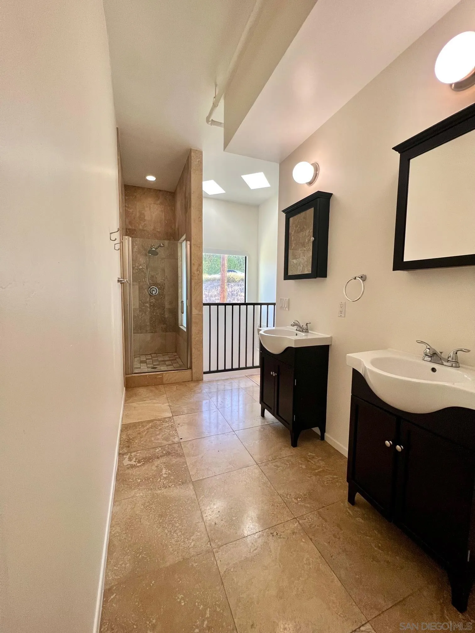 3244 Nimitz Blvd. Unit 5