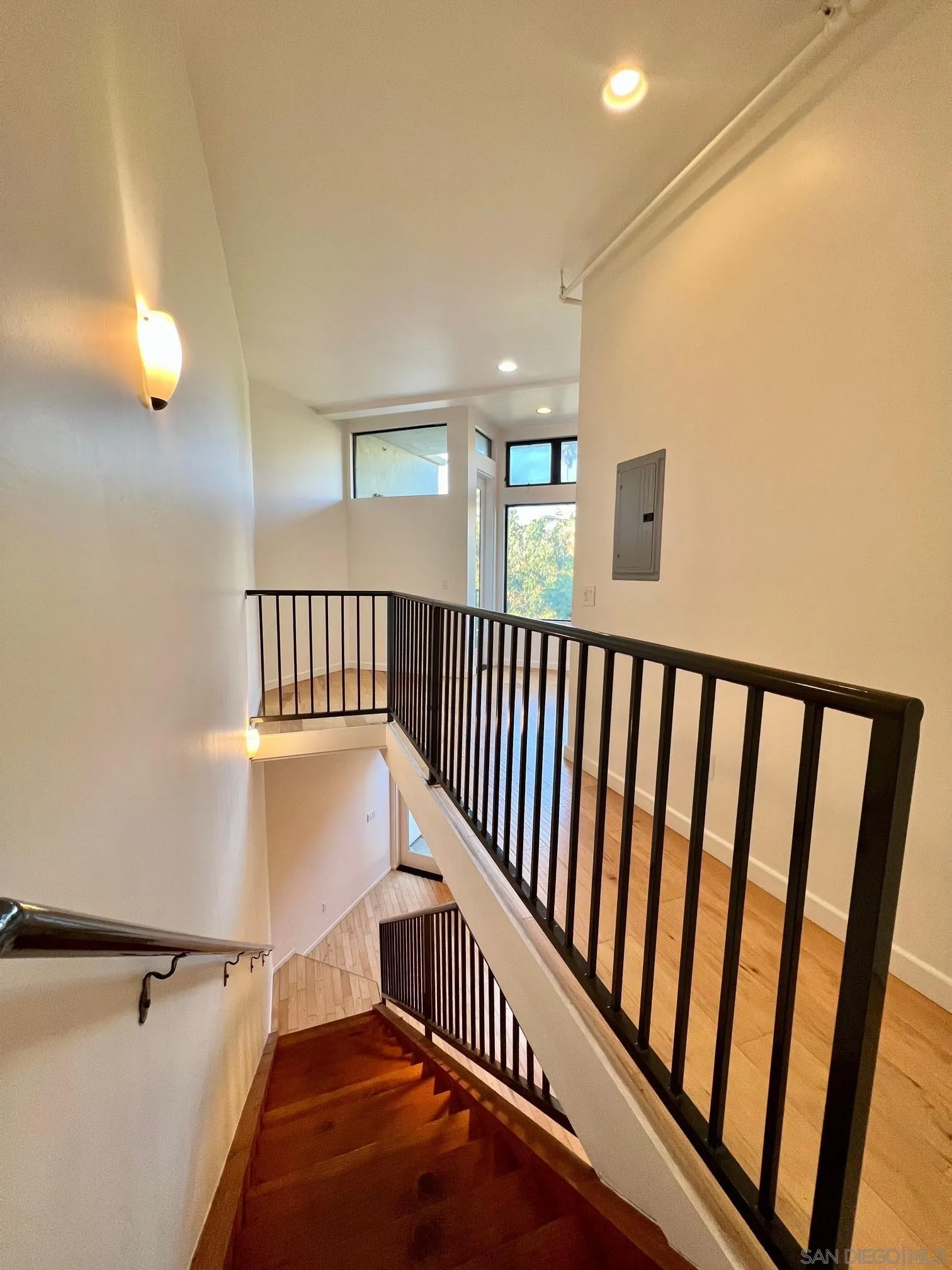3244 Nimitz Blvd. Unit 5