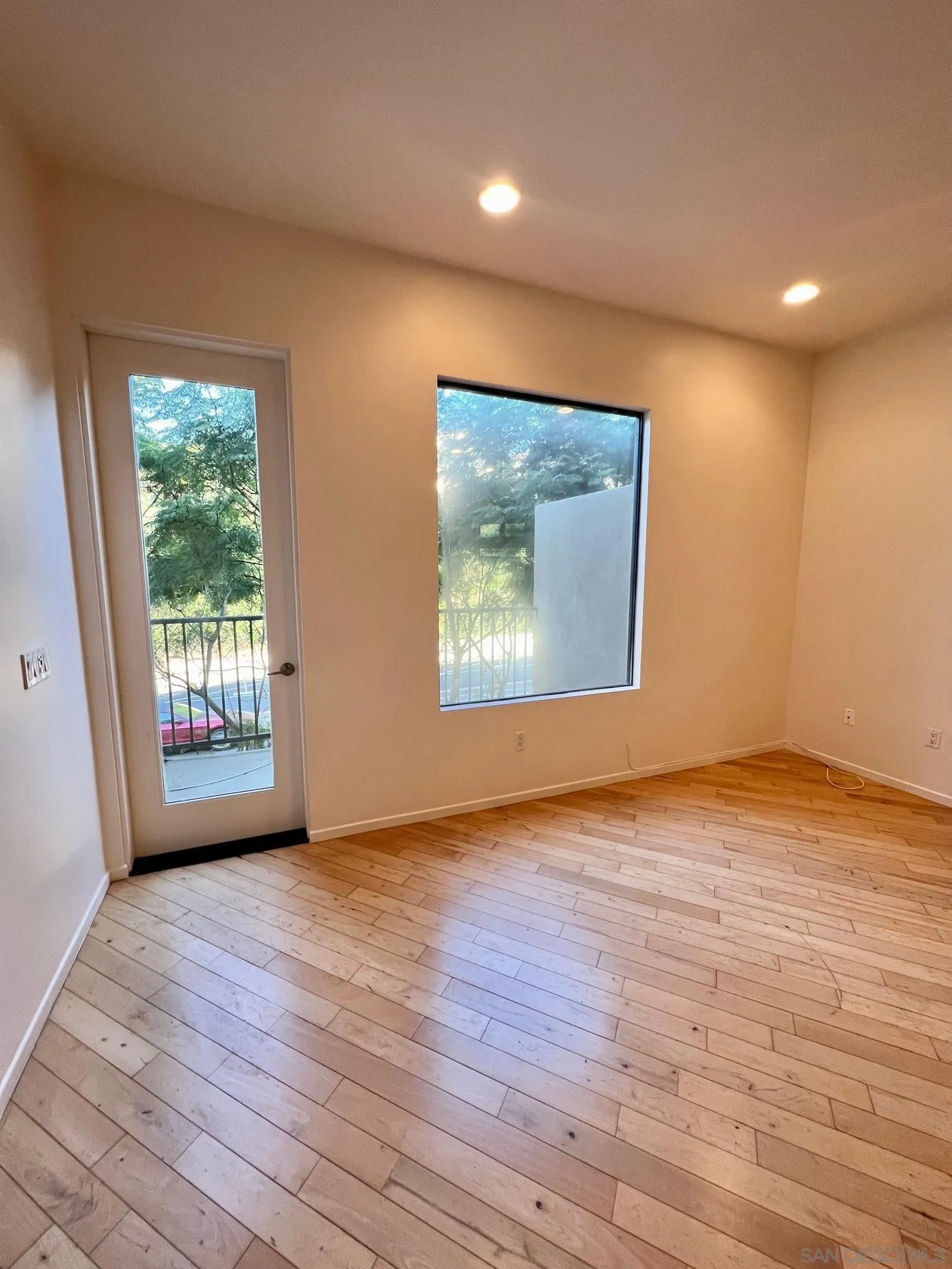 3244 Nimitz Blvd. Unit 5
