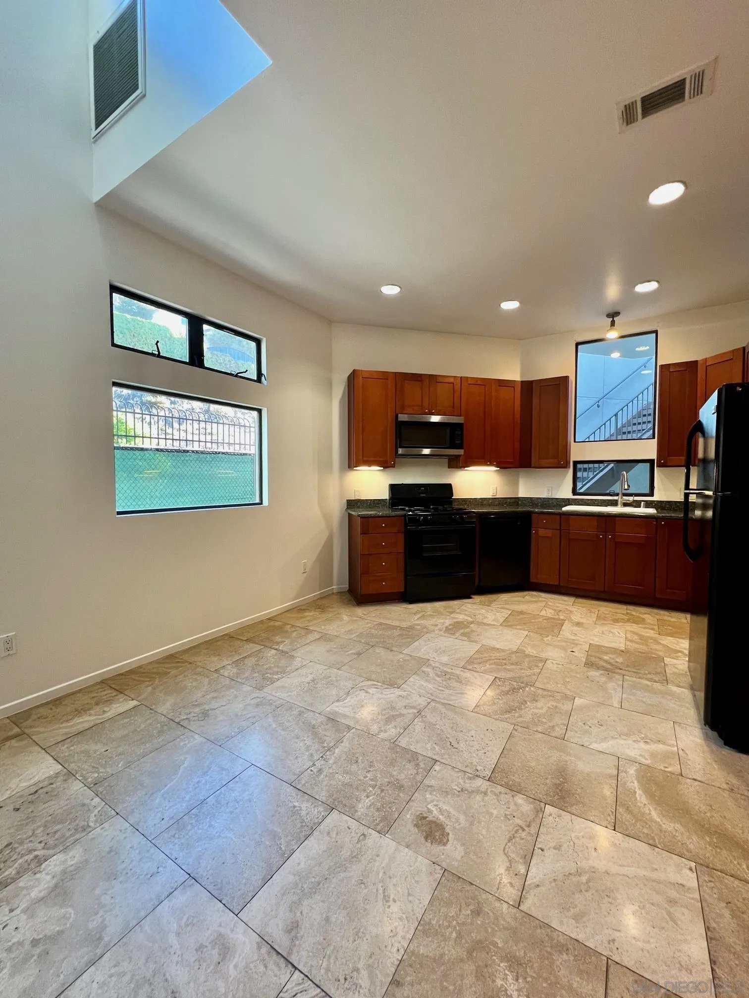 3244 Nimitz Blvd. Unit 5