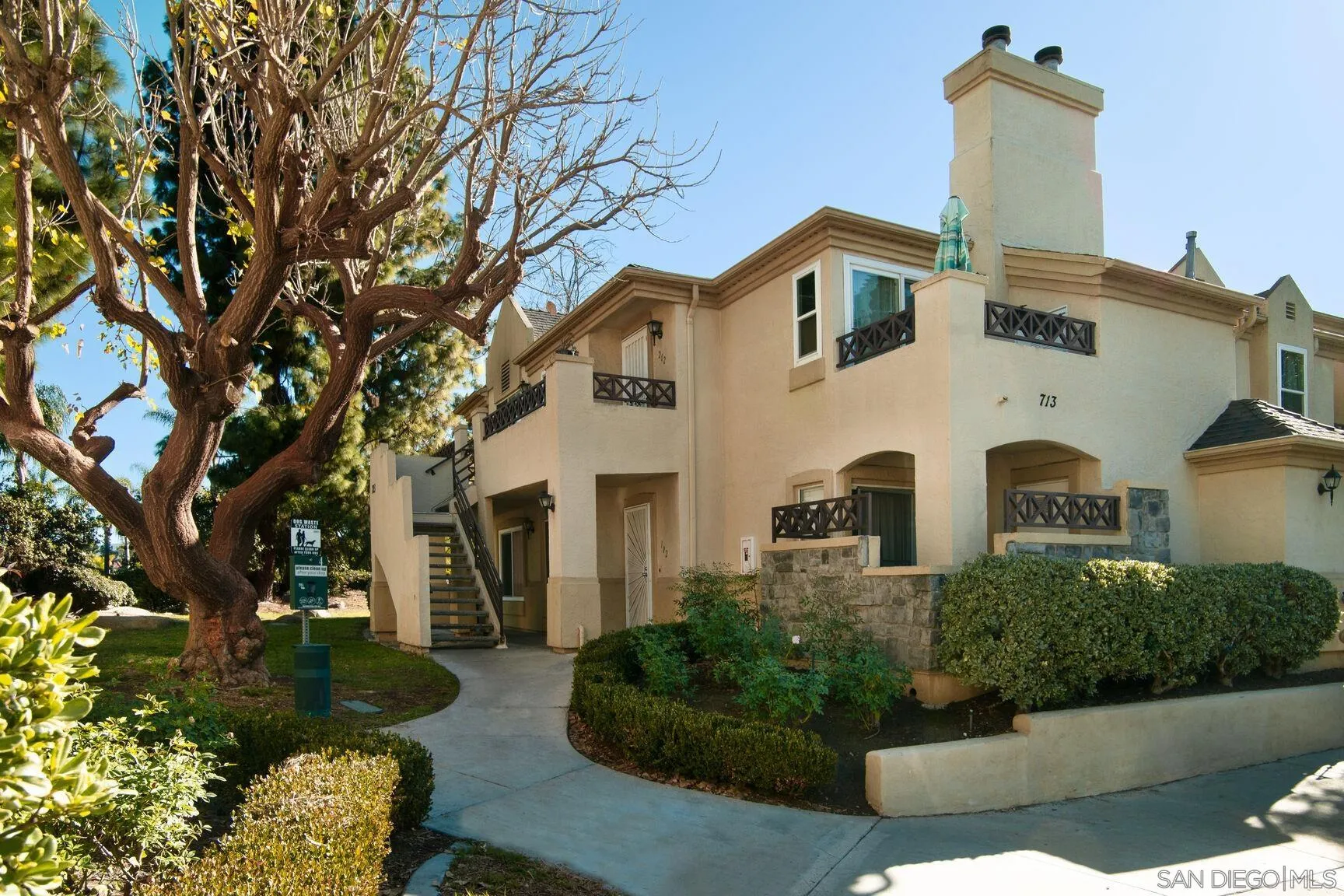 713 Brookstone Rd Unit 102