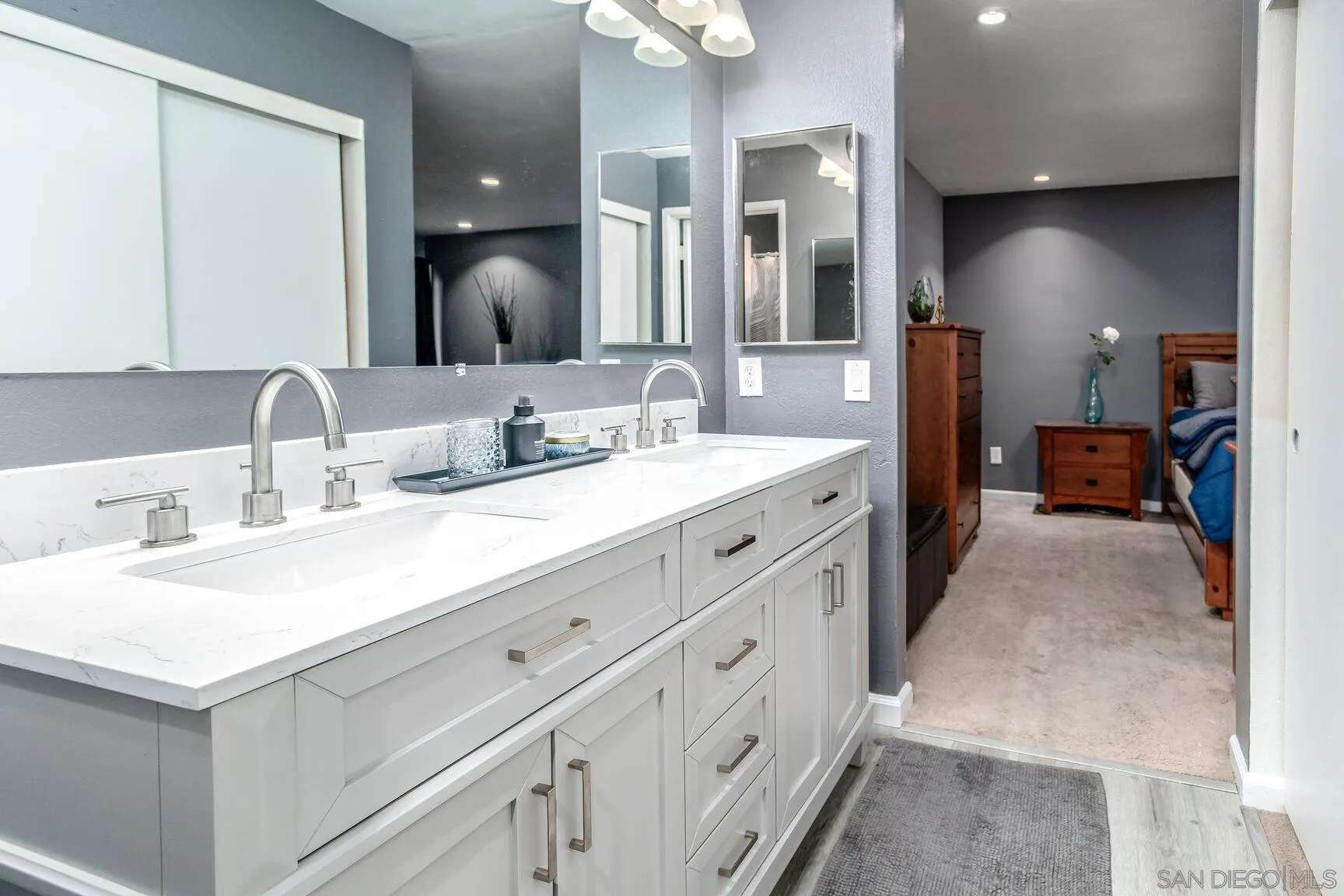 713 Brookstone Rd Unit 102