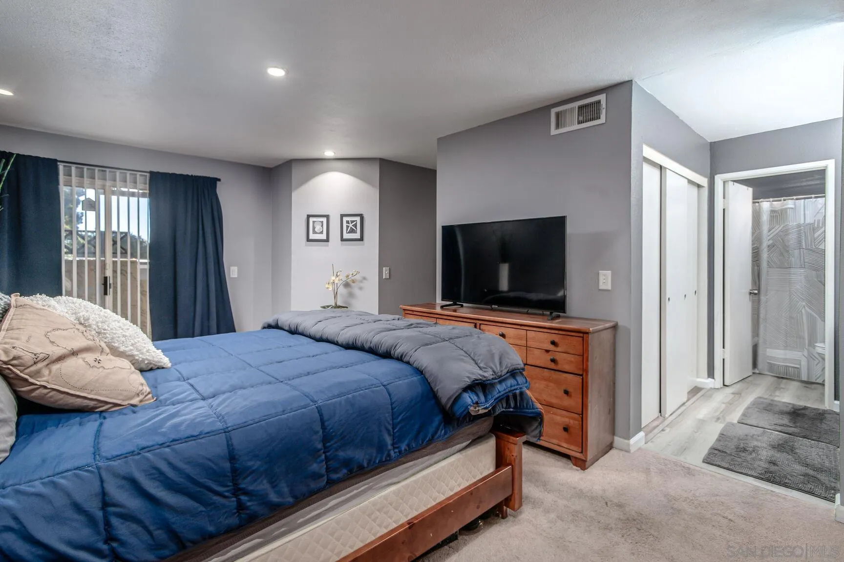 713 Brookstone Rd Unit 102