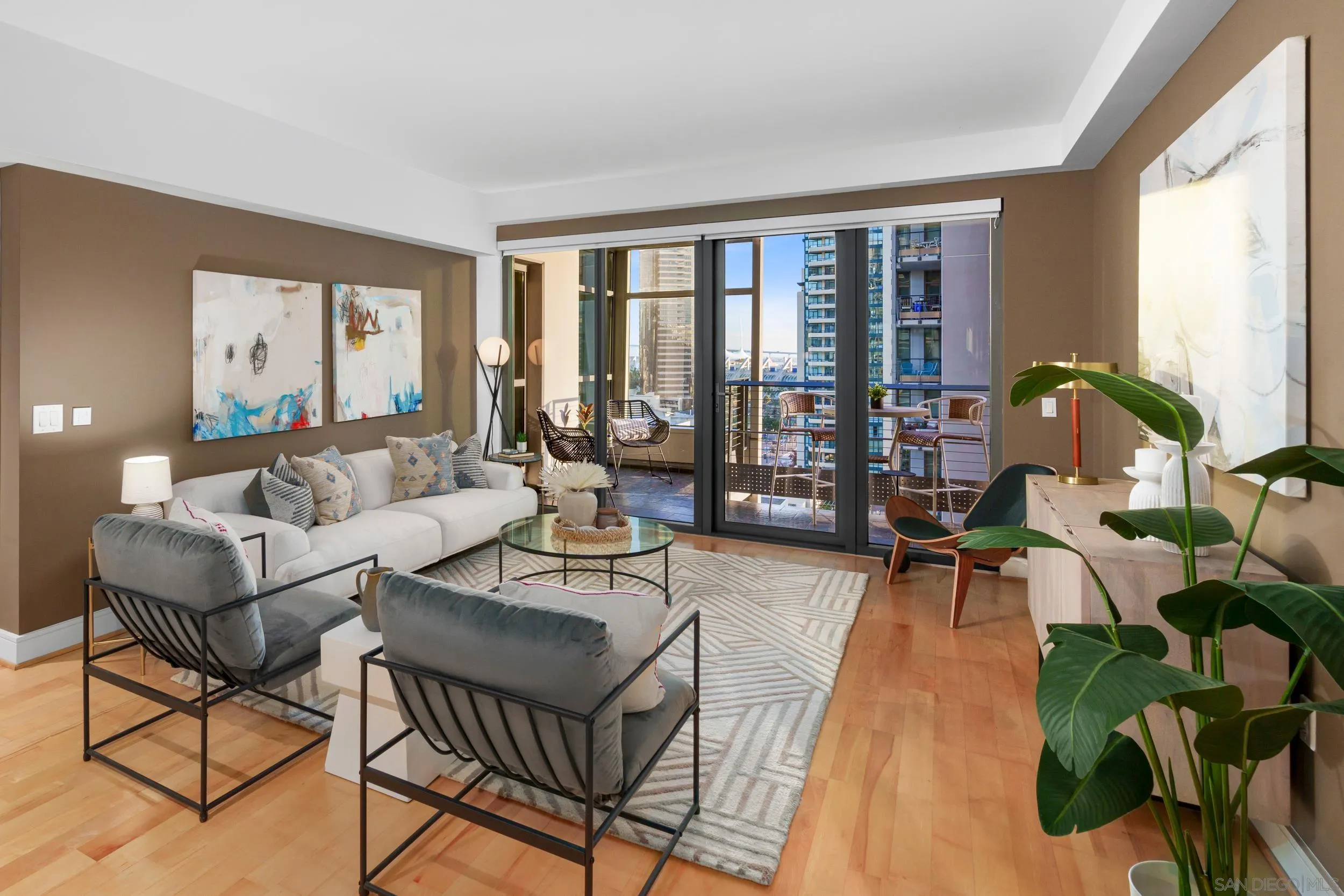 645 Front St Unit 1107